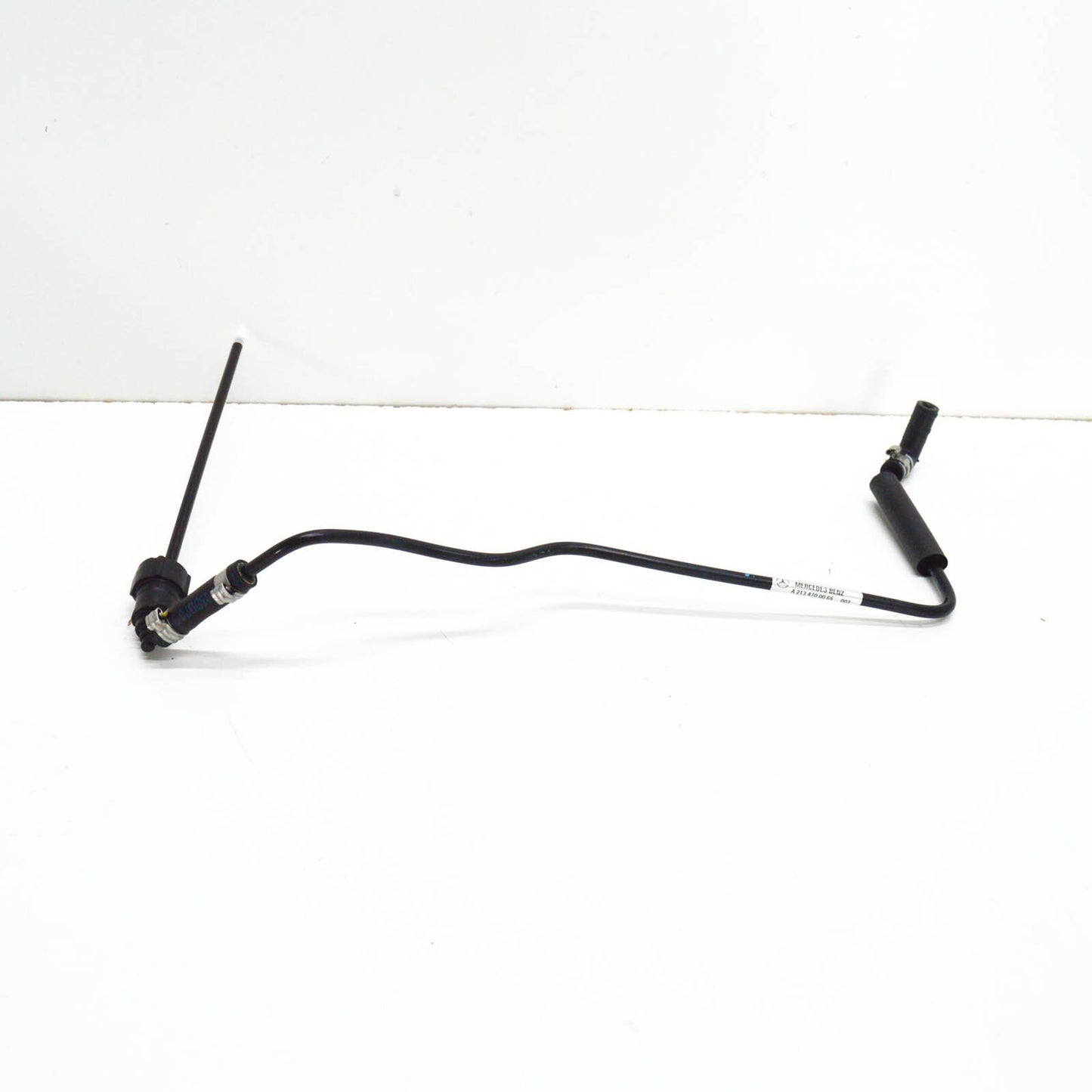 NEW MB E T-MODEL S213 FUEL PRESSURE LINE A2134700065 ORIGINAL