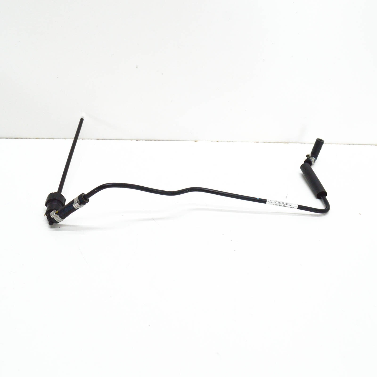 NEW MB E T-MODEL S213 FUEL PRESSURE LINE A2134700065 ORIGINAL