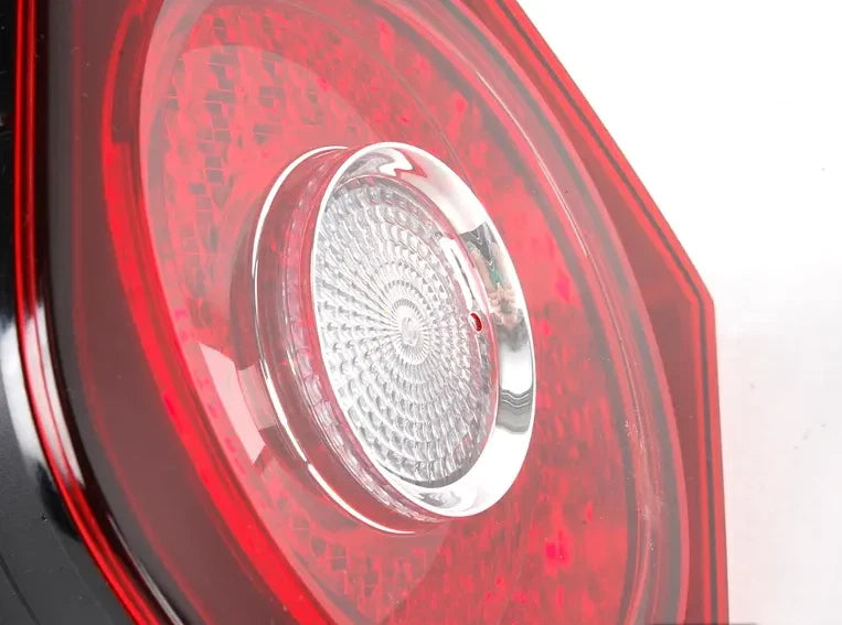 NEW VW JETTA III 1K MK3 REAR INNER RIGHT TAILLIGHT 1K5945094K