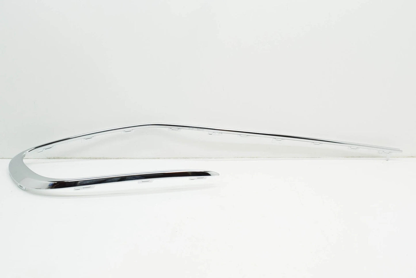 NEW MERCEDES-BENZ S W223 FRONT BUMPER LEFT TRIM STRIP A2238854200 ORIGINAL