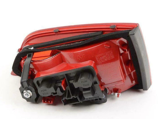 NEW AUDI A4 B8 REAR LEFT INNER TAILLIGHT 8K5945093E ORIGINAL