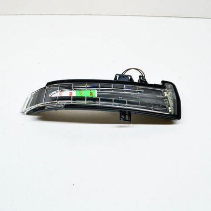 NEW MB CLA X156 FRONT RIGHT DOOR MIRROR TURN SIGNAL A2129067301 ORIGINAL