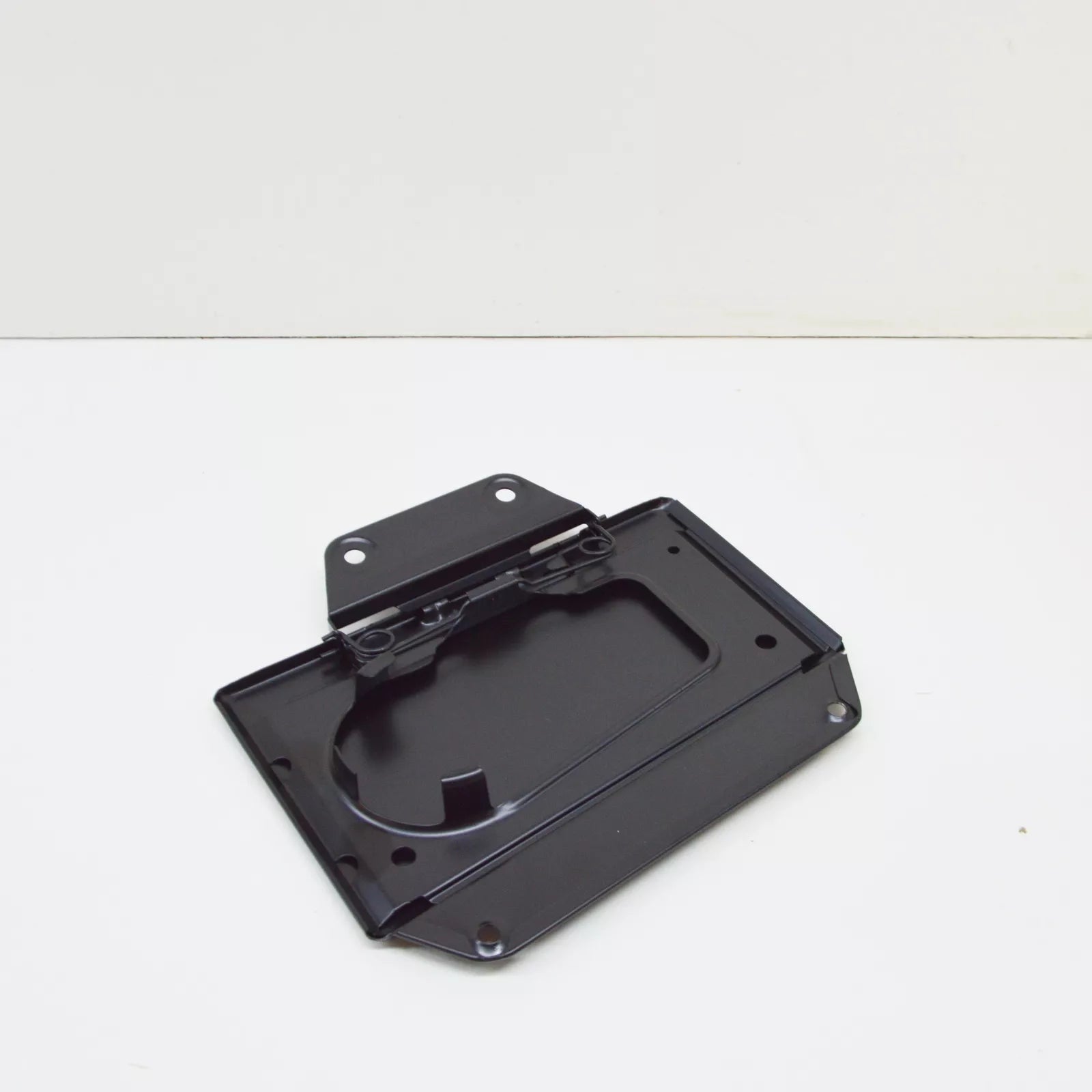 NEW MB SPRINTER 903 LEFT SIDE PANELLING TANK FLAP A9017500003