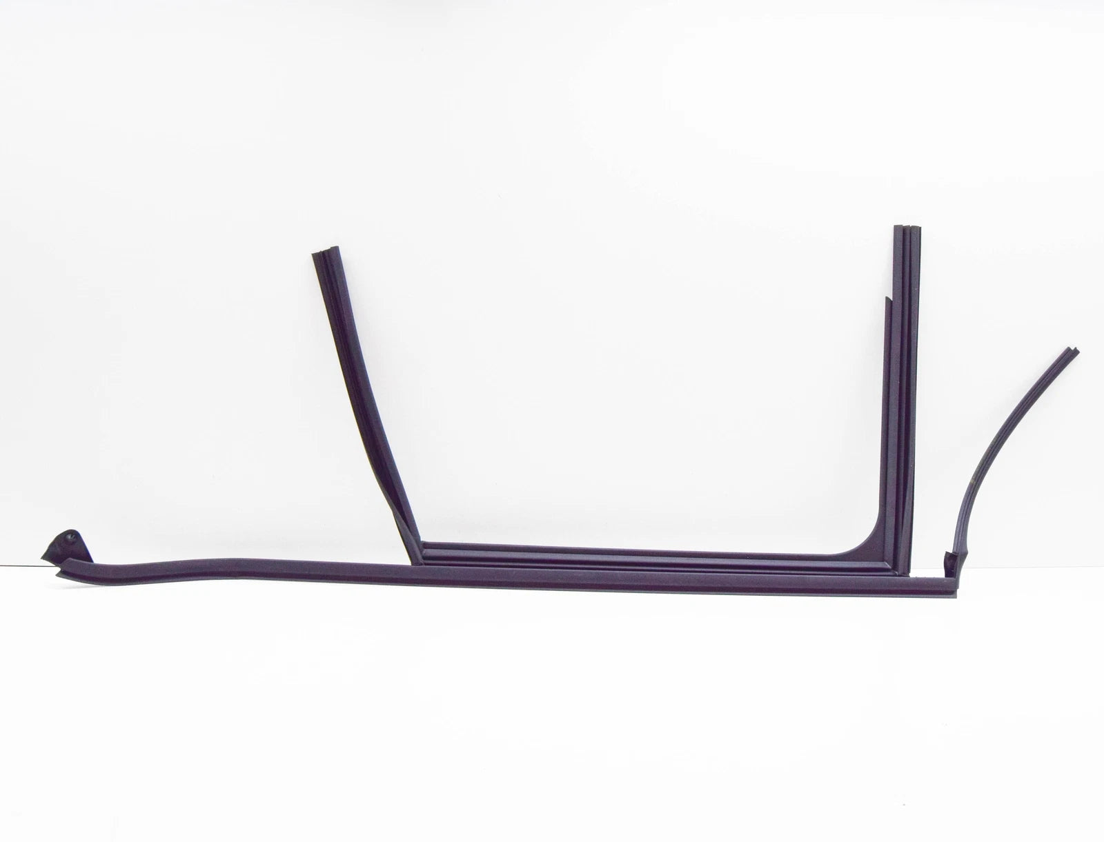 NEW MERCEDES-BENZ A W176 REAR LEFT DOOR WINDOW GUIDE RAIL A1767350025 ORIGINAL