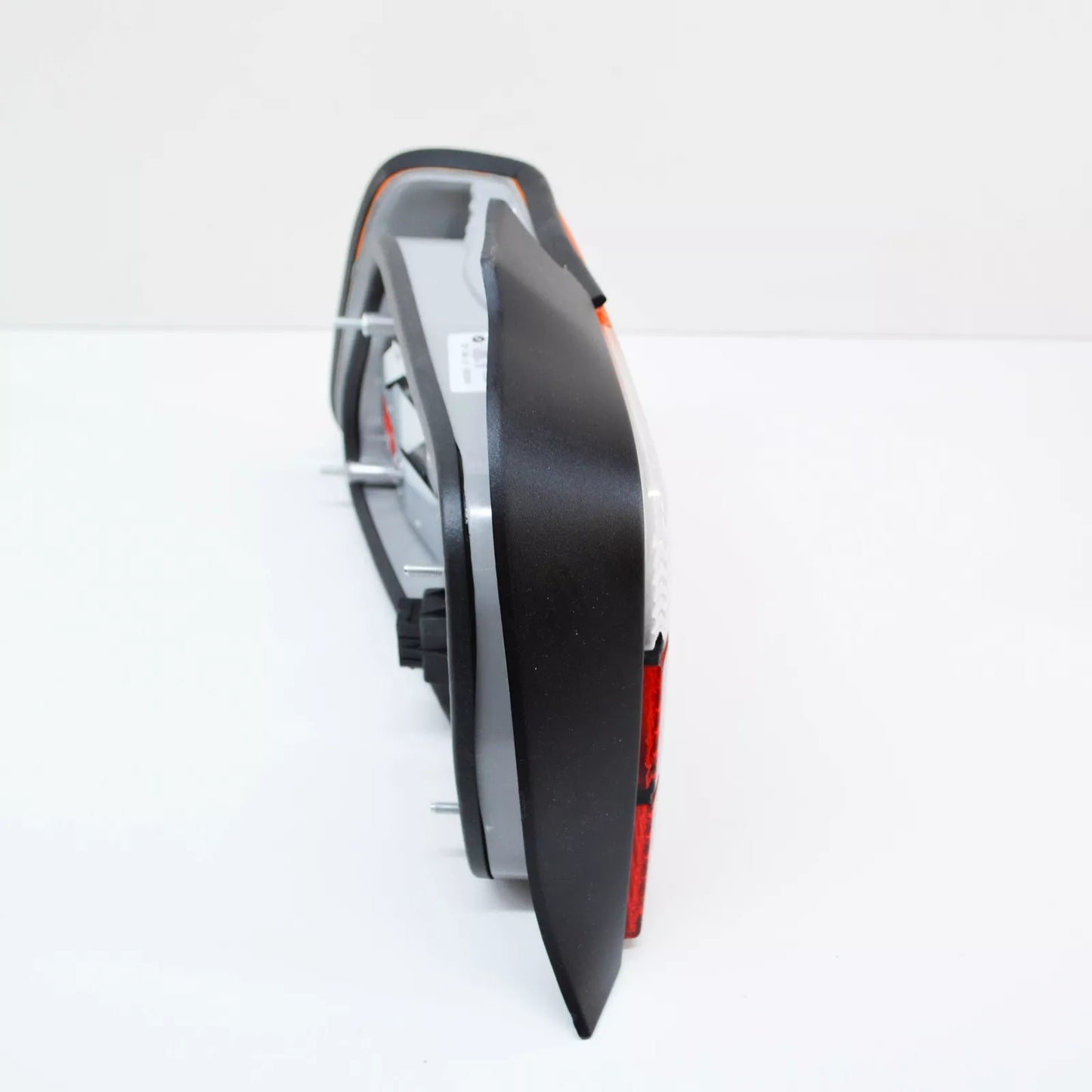 NEW BMW E36 SEDAN TAIL LIGHT RIGHT 1393430 63211393430 ORIGINAL