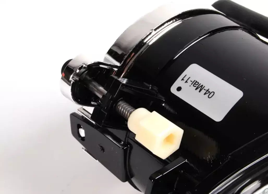 NEW BMW 3 E46 FRONT RIGHT FOG LIGHT 63172228614 2228614 ORIGINAL