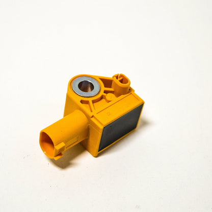 NEW MERCEDES BENZ E W212 FRONT IMPACT CRASH SENSOR A2128210351