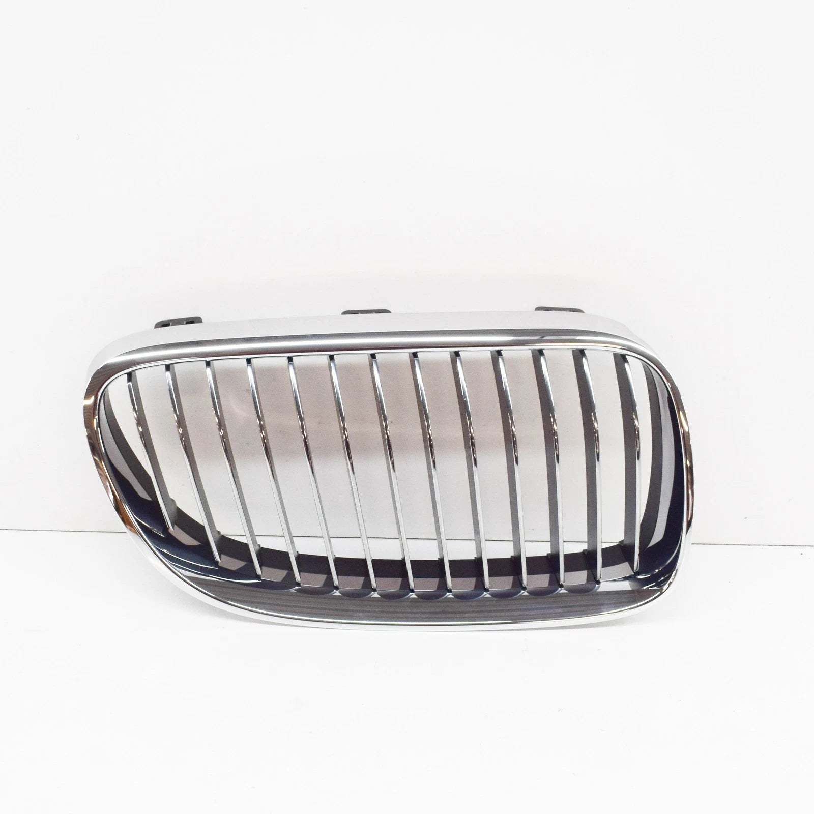 NEW BMW 3 COUPE E92 FRONT RADIATOR RIGHT BLACK CHROME GRILLE 51137254972