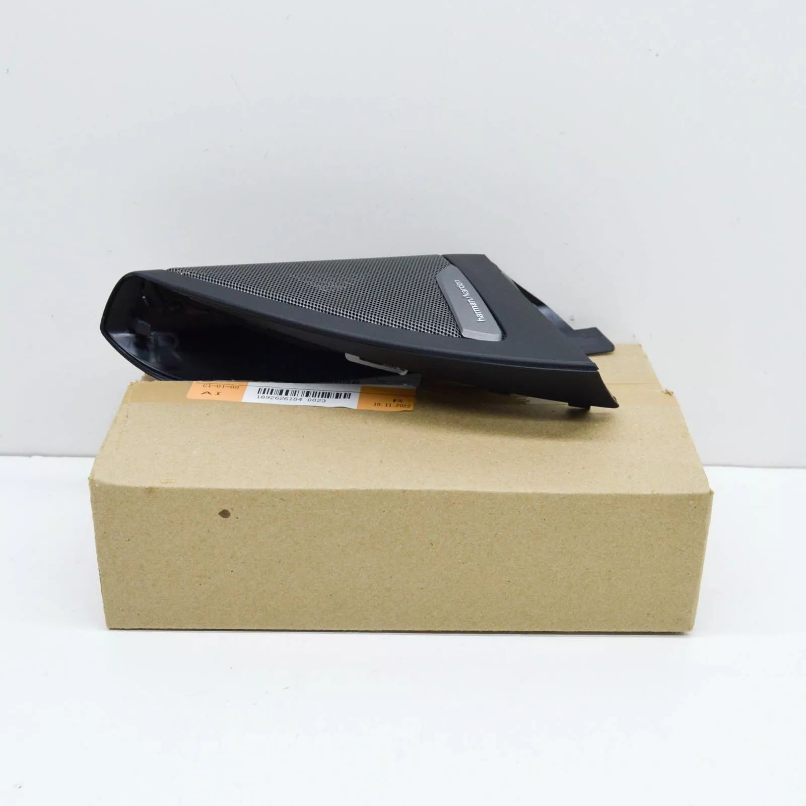 NEW BMW X3 G01 M F97 FRONT RIGHT DOOR CORNER TRIM COVER 51339460516 ORIGINAL