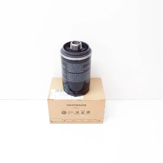 NEW VOLKSWAGEN TRANSPORTER T6 OIL FILTER 06J115403R ORIGINAL