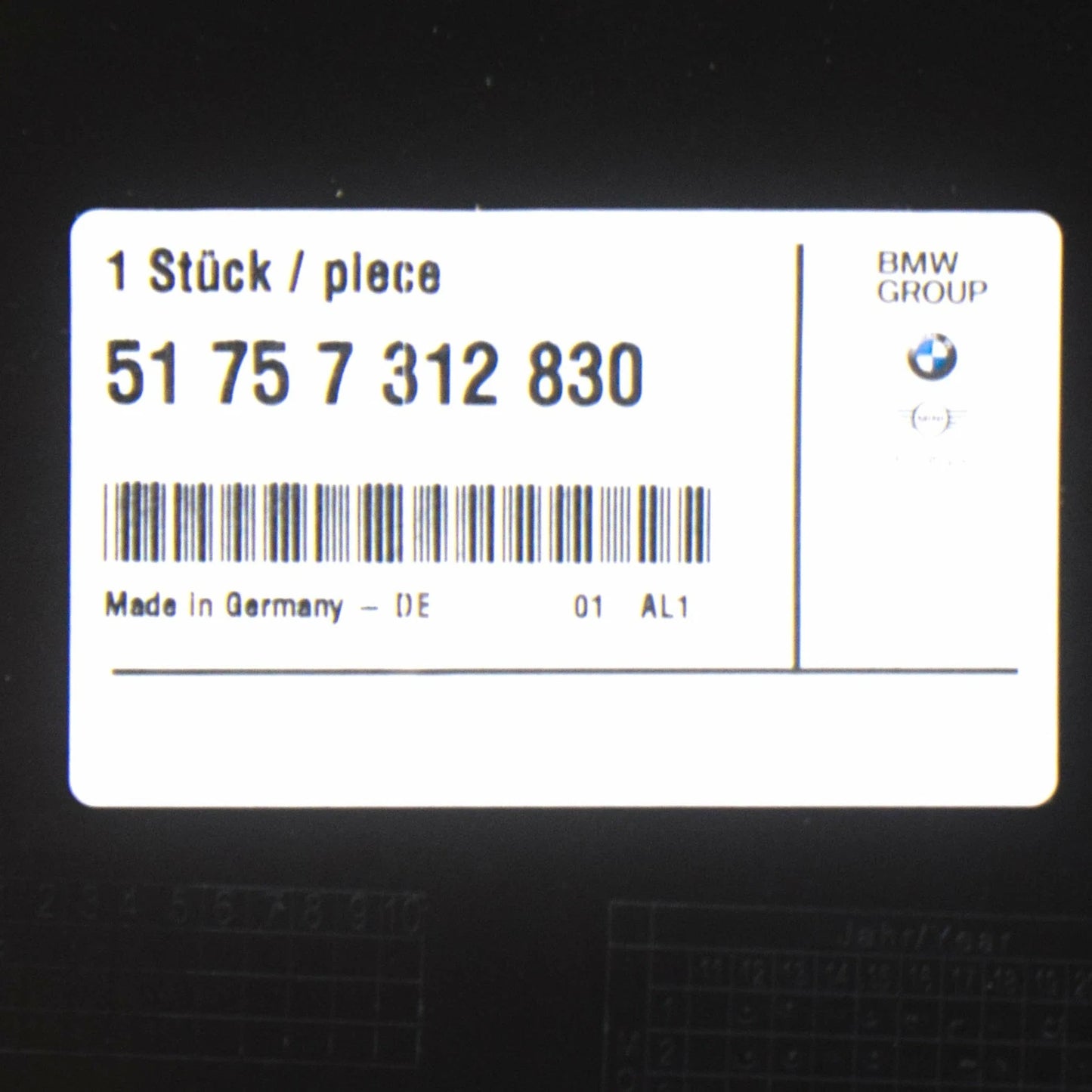 NEW BMW 5 F10 FRONT RIGHT FENDER LINER BOTTOM FRONT COVER 51757312830 ORIGINAL