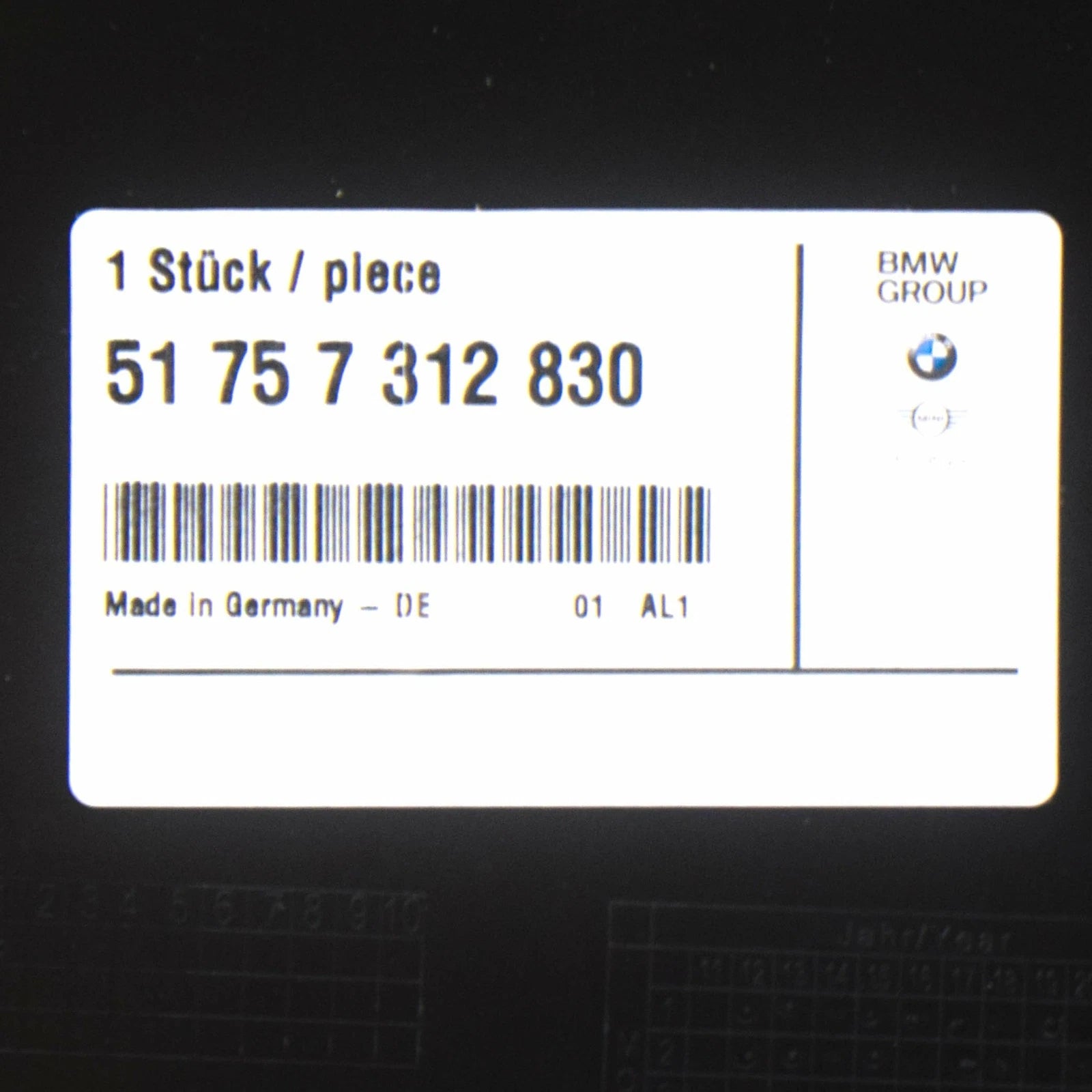 NEW BMW 5 F10 FRONT RIGHT FENDER LINER BOTTOM FRONT COVER 51757312830 ORIGINAL