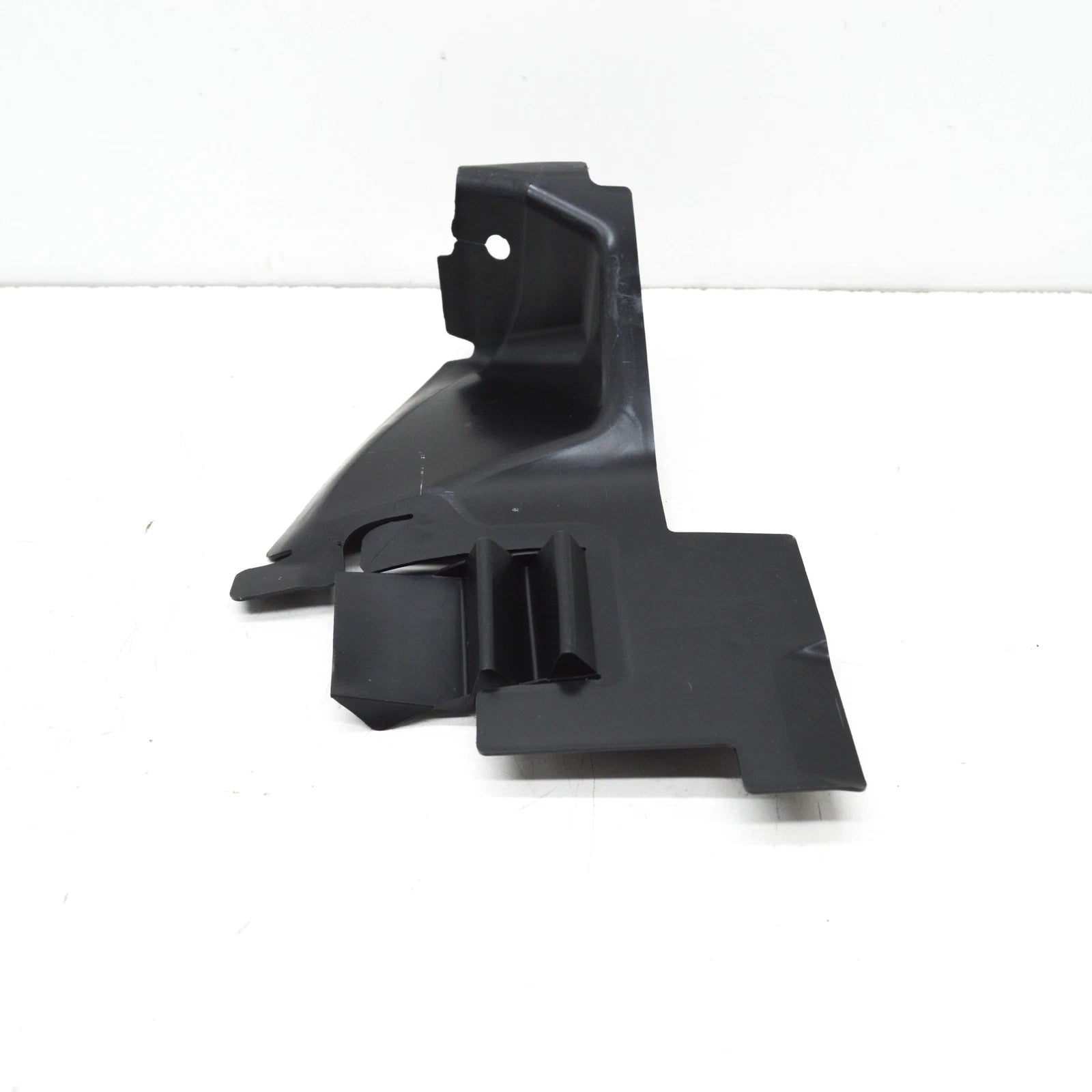 NEW AUDI A3 LIMOUSINE 8Y RIGHT RADIATOR AIR GUIDE 8Y0121284K ORIGINAL