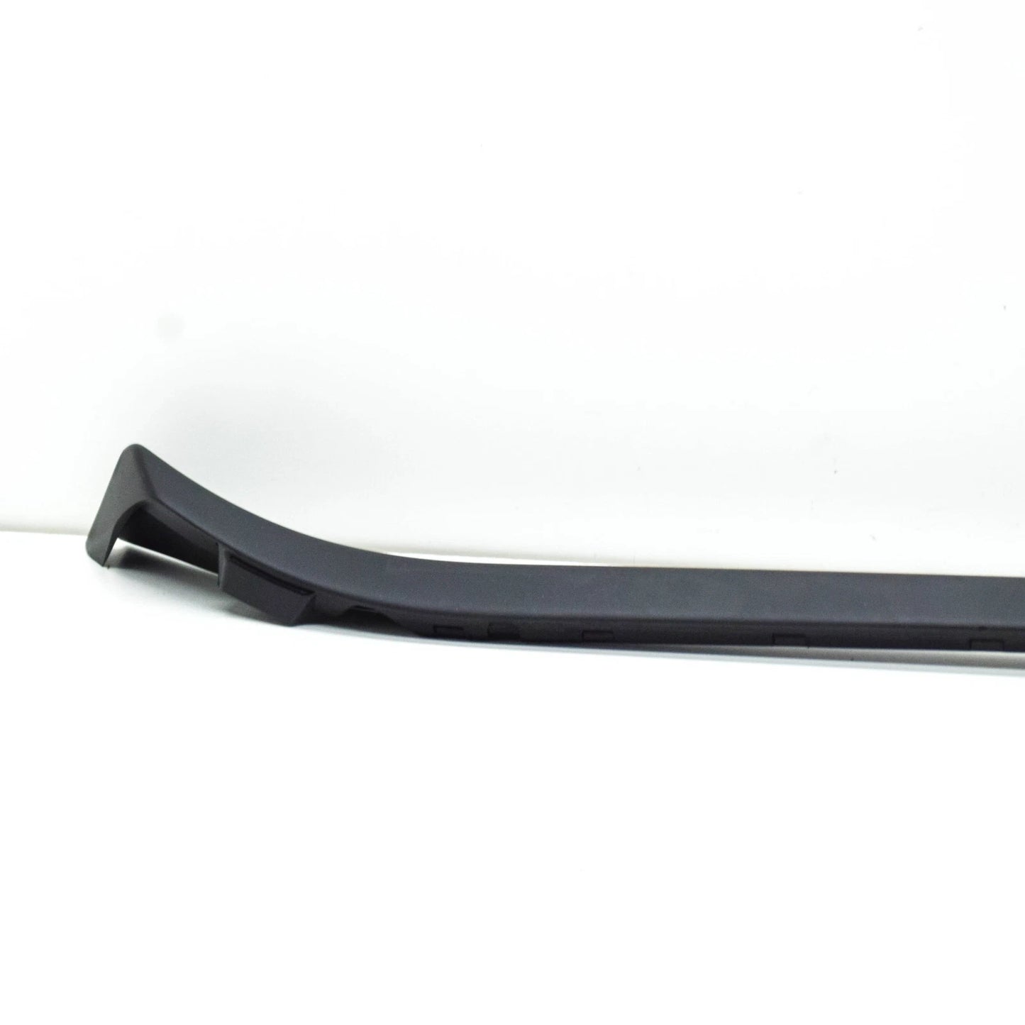 NEW AUDI E-TRON SPORTBACK FRONT WINDSHIELD LEFT WATER DEFLECTOR 4KE8543279B9