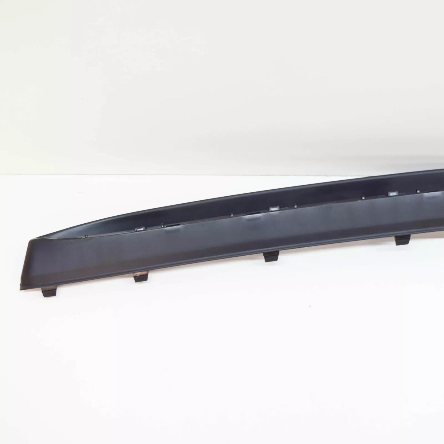 NEW MERCEDES-BENZ E W213 FRONT BUMPER LOWER TRIM GRILLE A2138850100