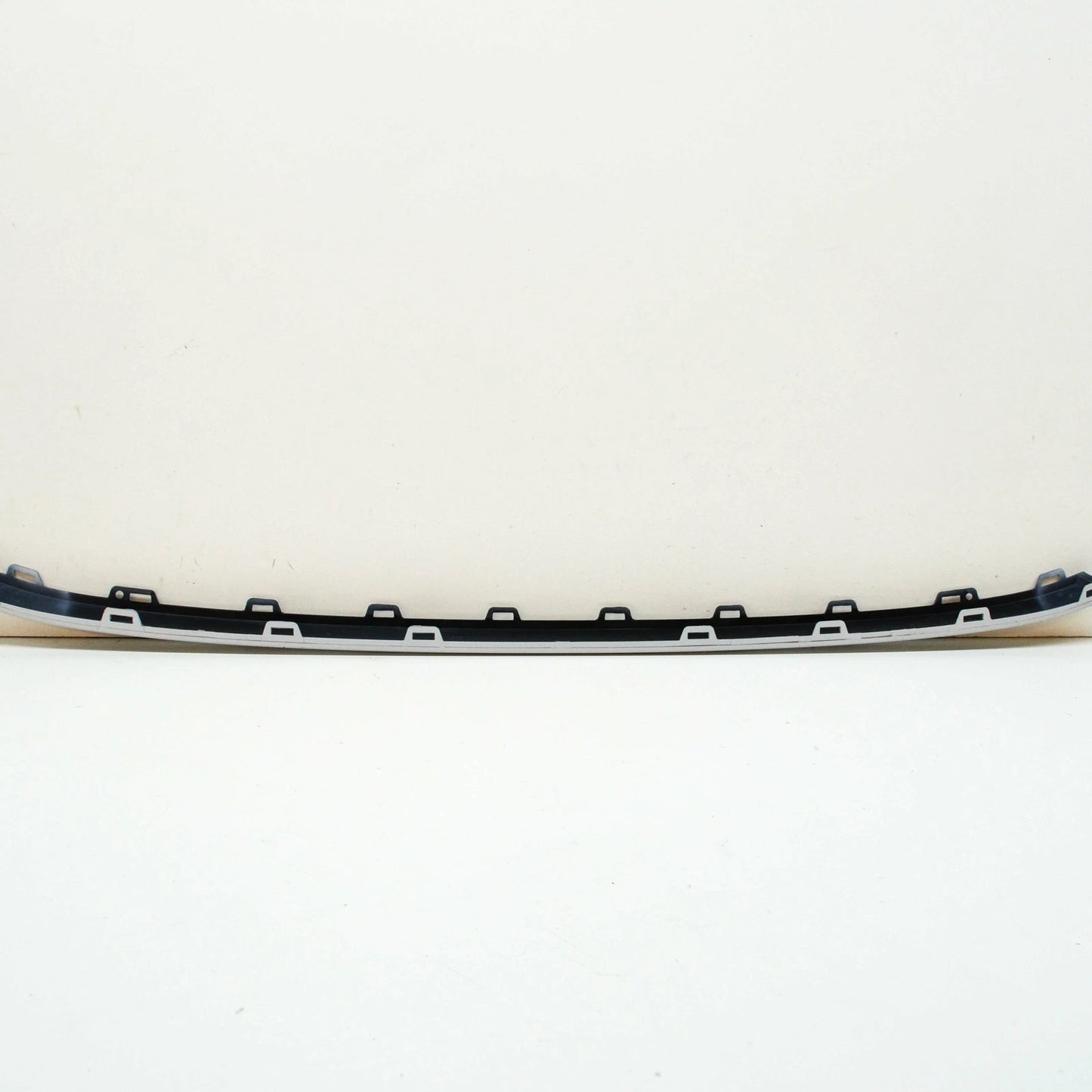 NEW VOLKSWAGEN TIGUAN AD FRONT BUMPER CENTER LOWER MOLDING 5NA853101FGRU