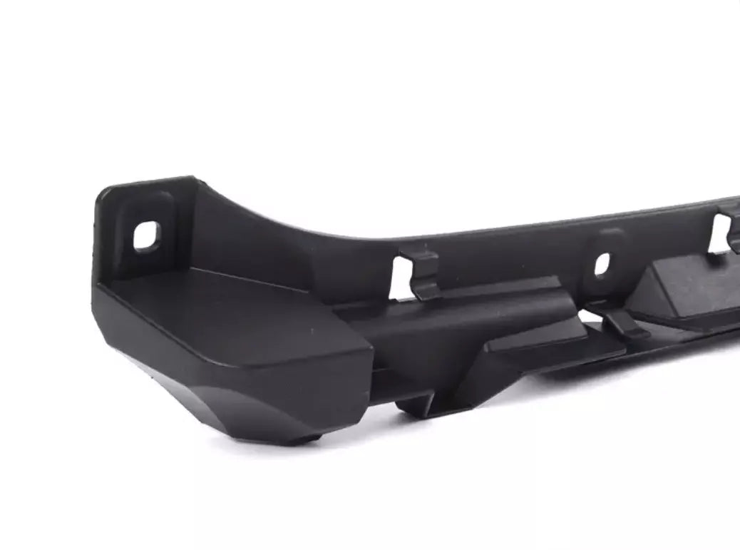 NEW BMW Z4 ROADSTER E85 REAR BUMPER CENTER MOUNT 7016076 51127016076 ORIGINAL