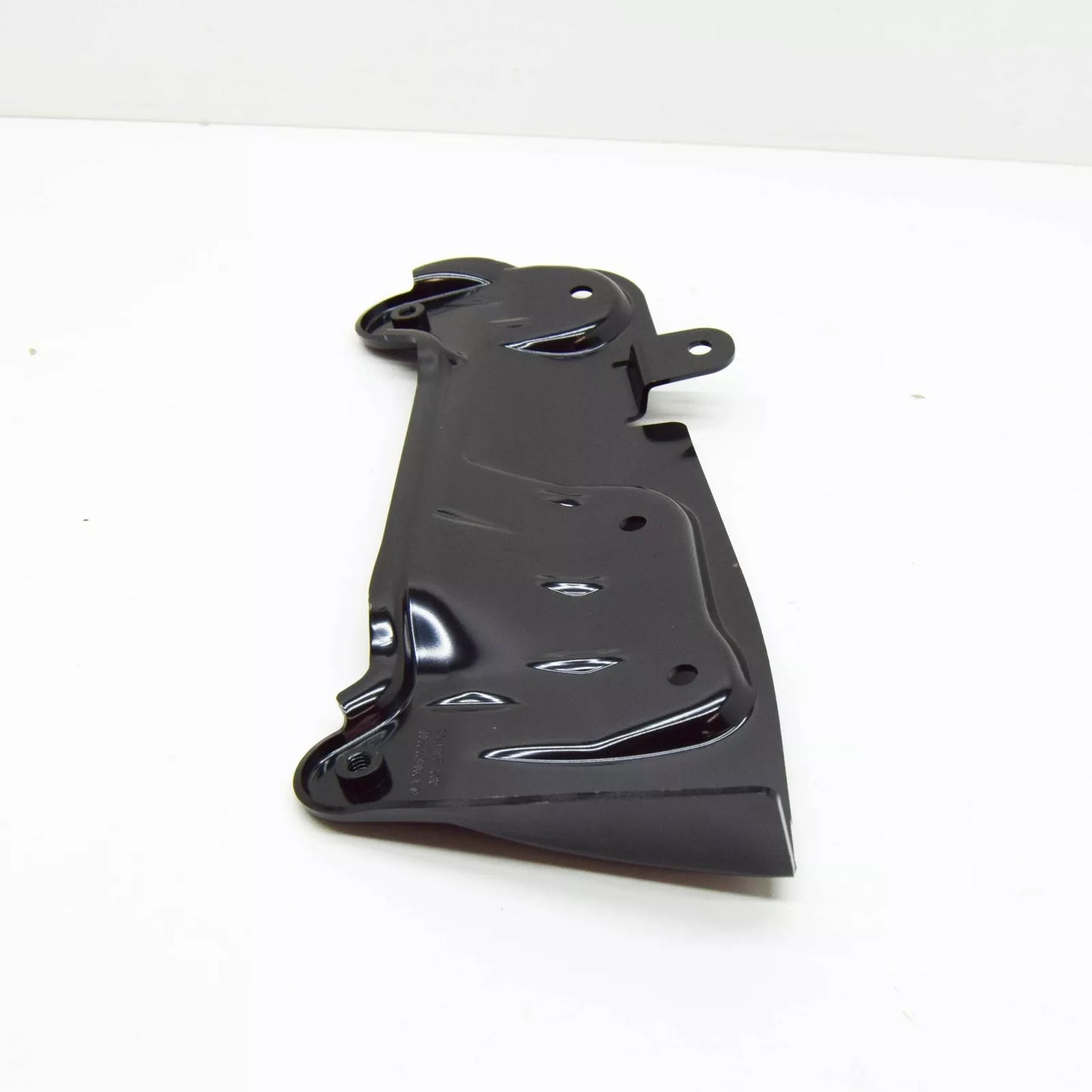 NEW MERCEDES-BENZ AMG GT X290 FRONT RIGHT BUMPER BRACKET A2906222200 ORIGINAL