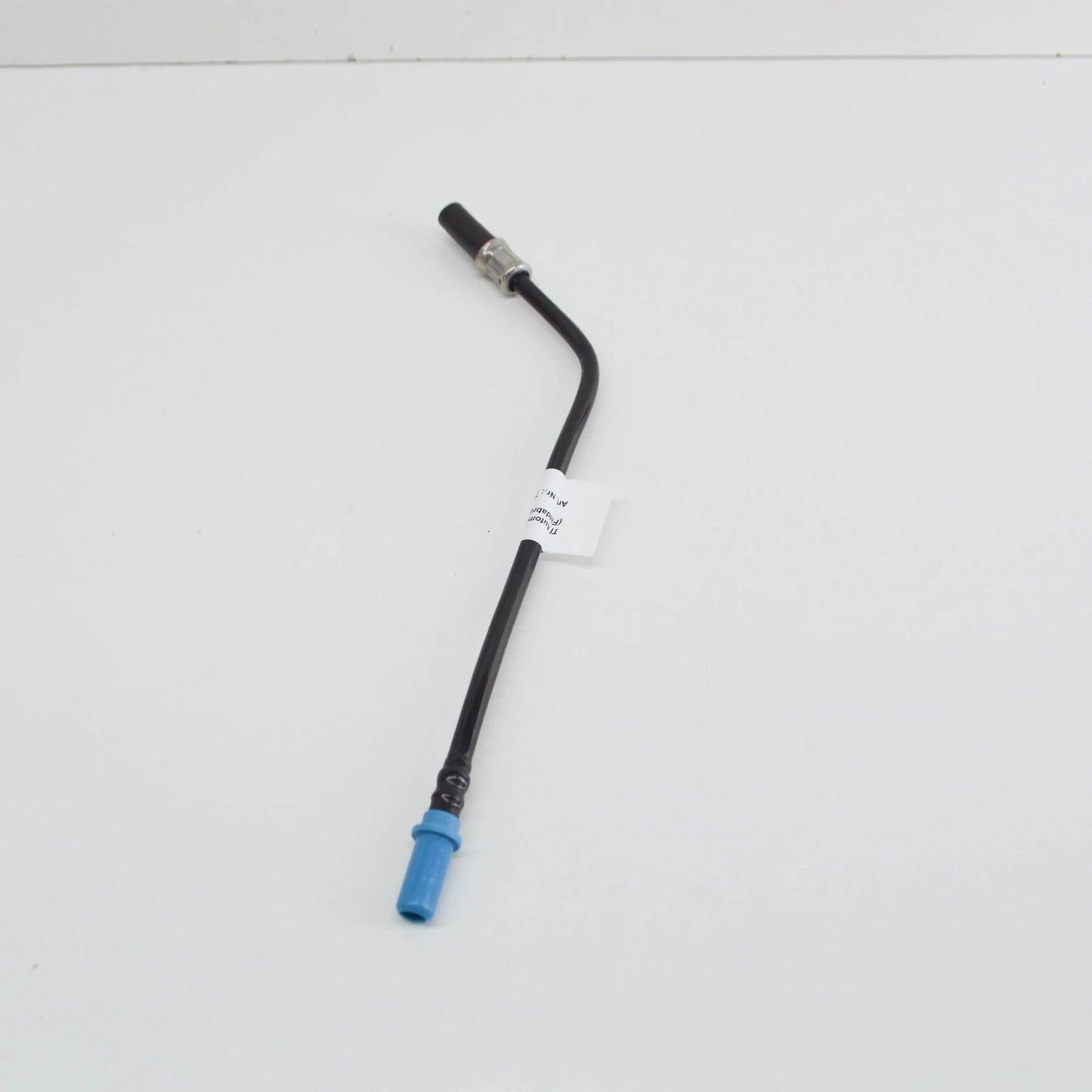 NEW BMW 1 E81 FRONT FUEL FEED PIPE 16127176663 ORIGINAL