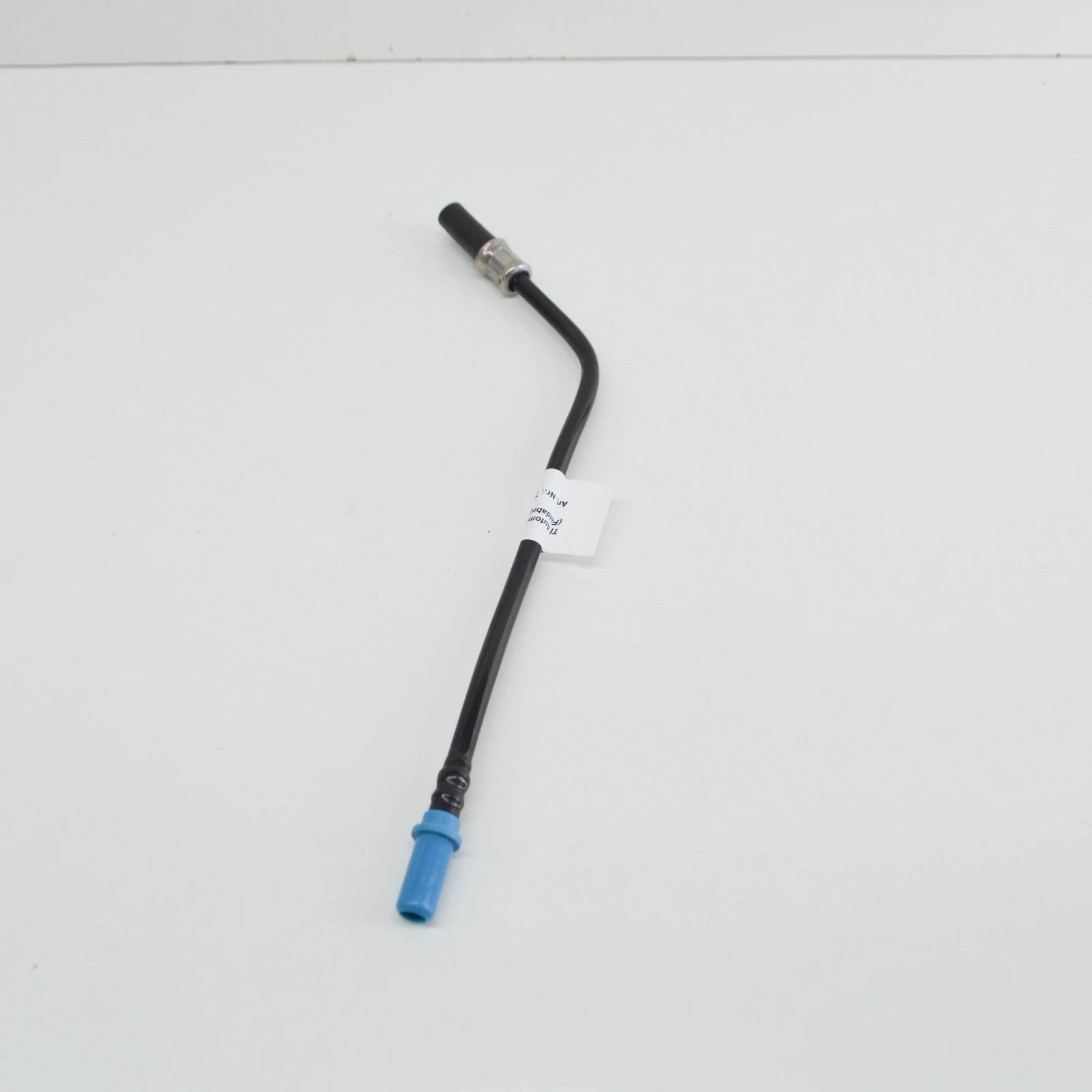 NEW BMW 1 E81 FRONT FUEL FEED PIPE 16127176663 ORIGINAL