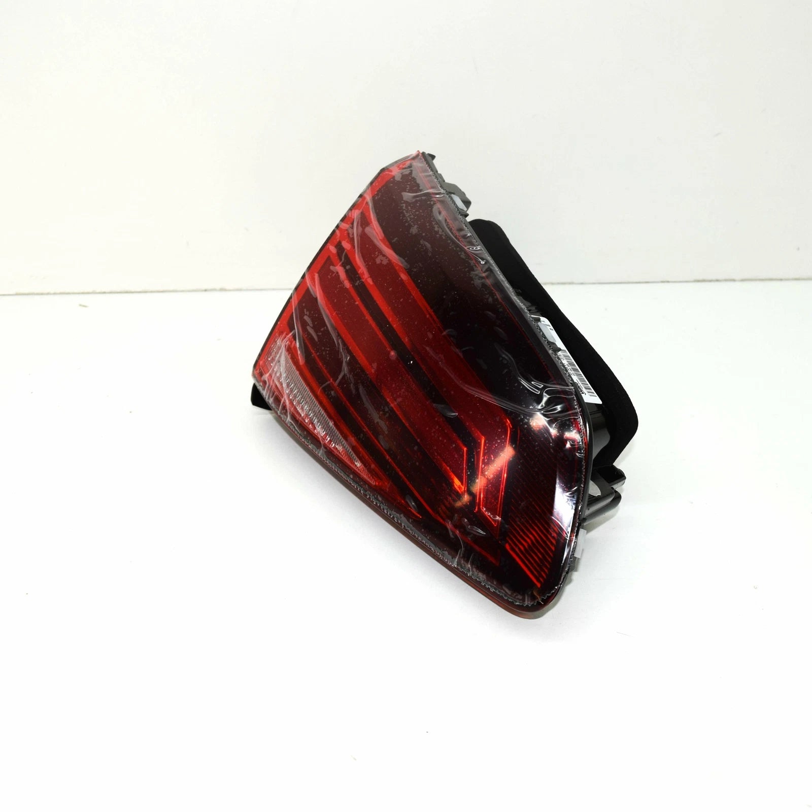 NEW VOLKSWAGEN GOLF MK7 5G REAR LEFT LED INNER TAILLIGHT LHD 5G0945093AG