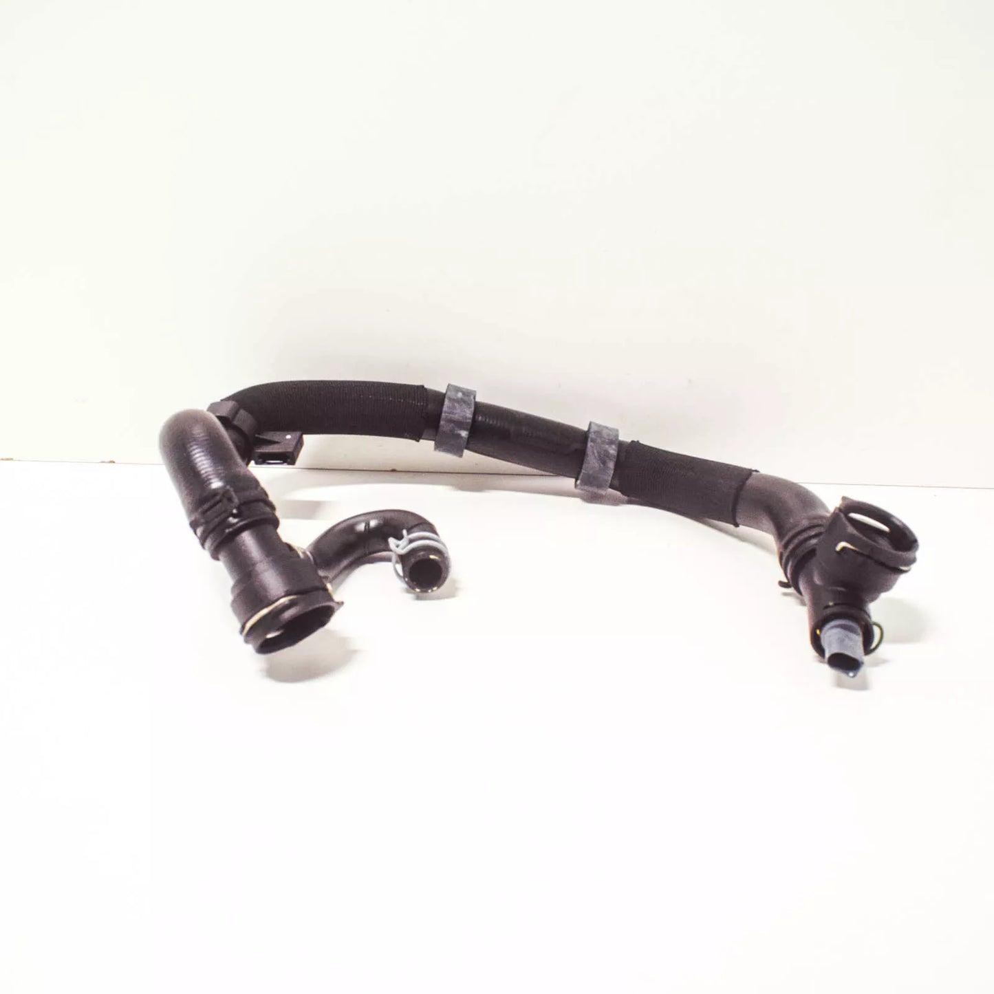 NEW VOLKSWAGEN GOLF MK7 5G COOLANT HOSE 5Q0122051AN