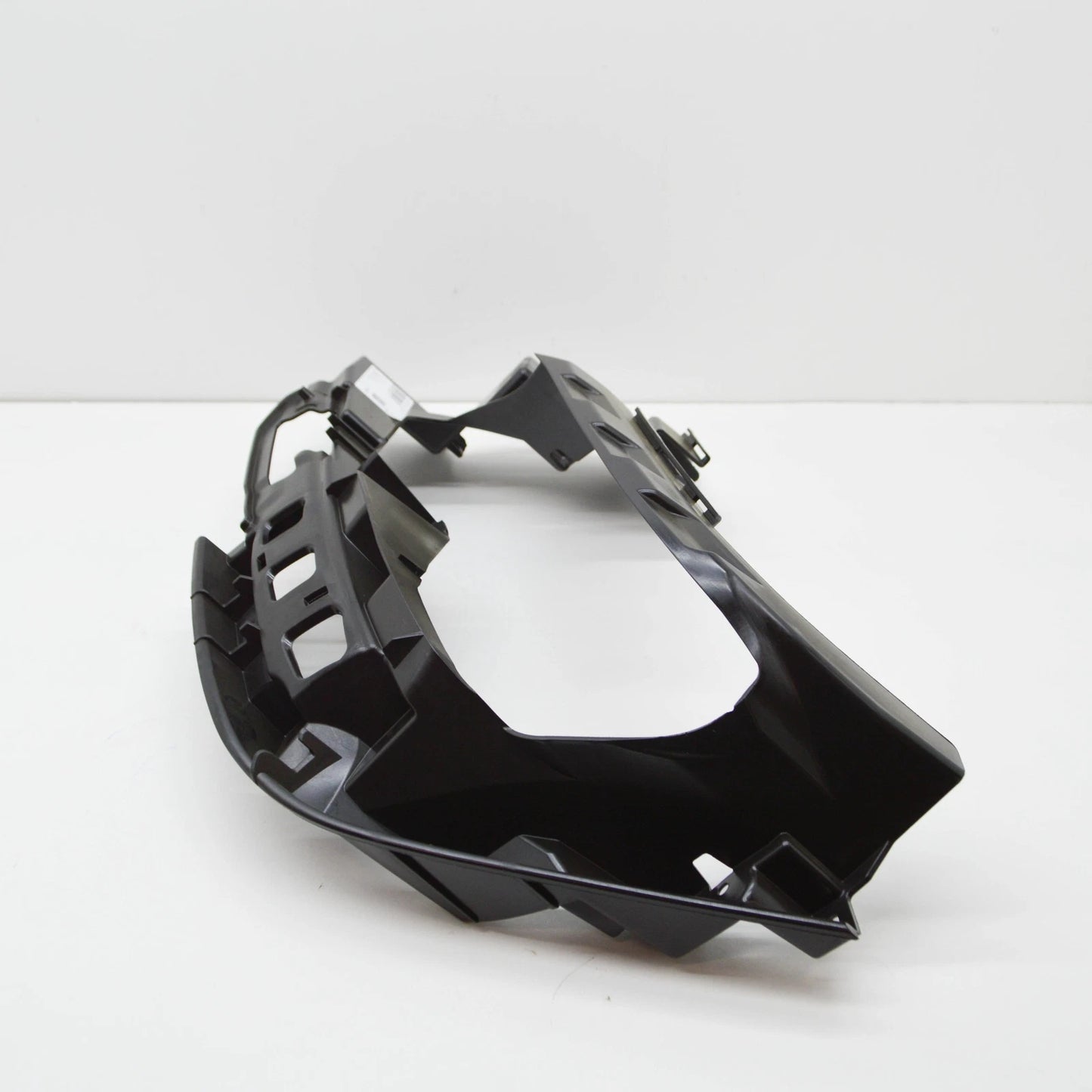 NEW AUDI A5 F53 REAR LEFT BUMPER BRACKET 8W6807347A