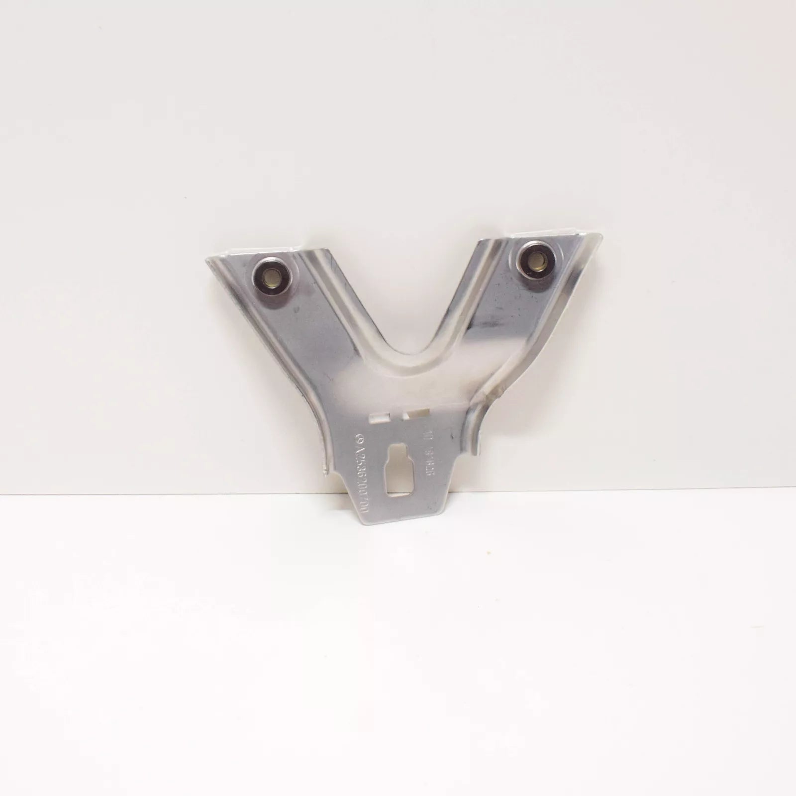 NEW MB E W213 FRONT BUMPER LOWER RIGHT CROSS MEMBER STRUT A2536200700 ORIGINAL