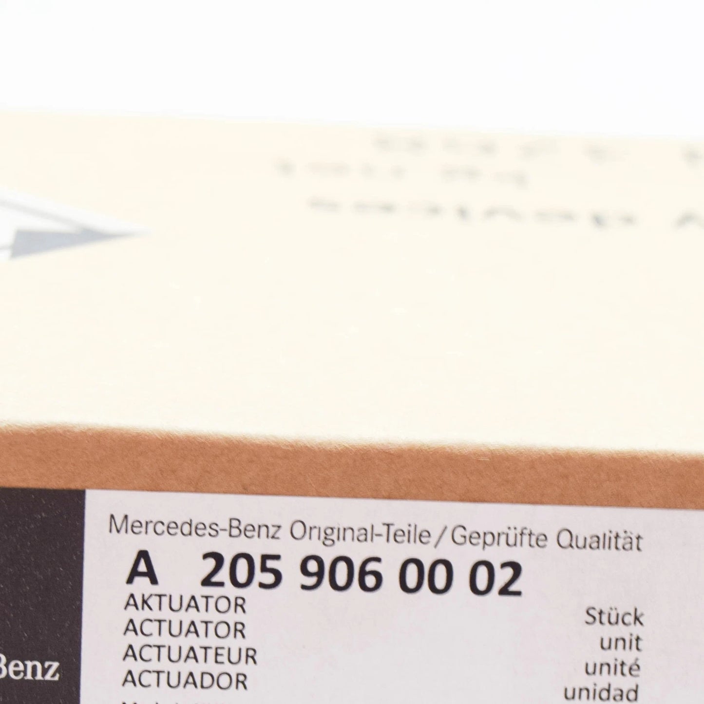 NEW MERCEDES-BENZ C W205 ENGINE HOOD ACTUATOR A2059060002 ORIGINAL