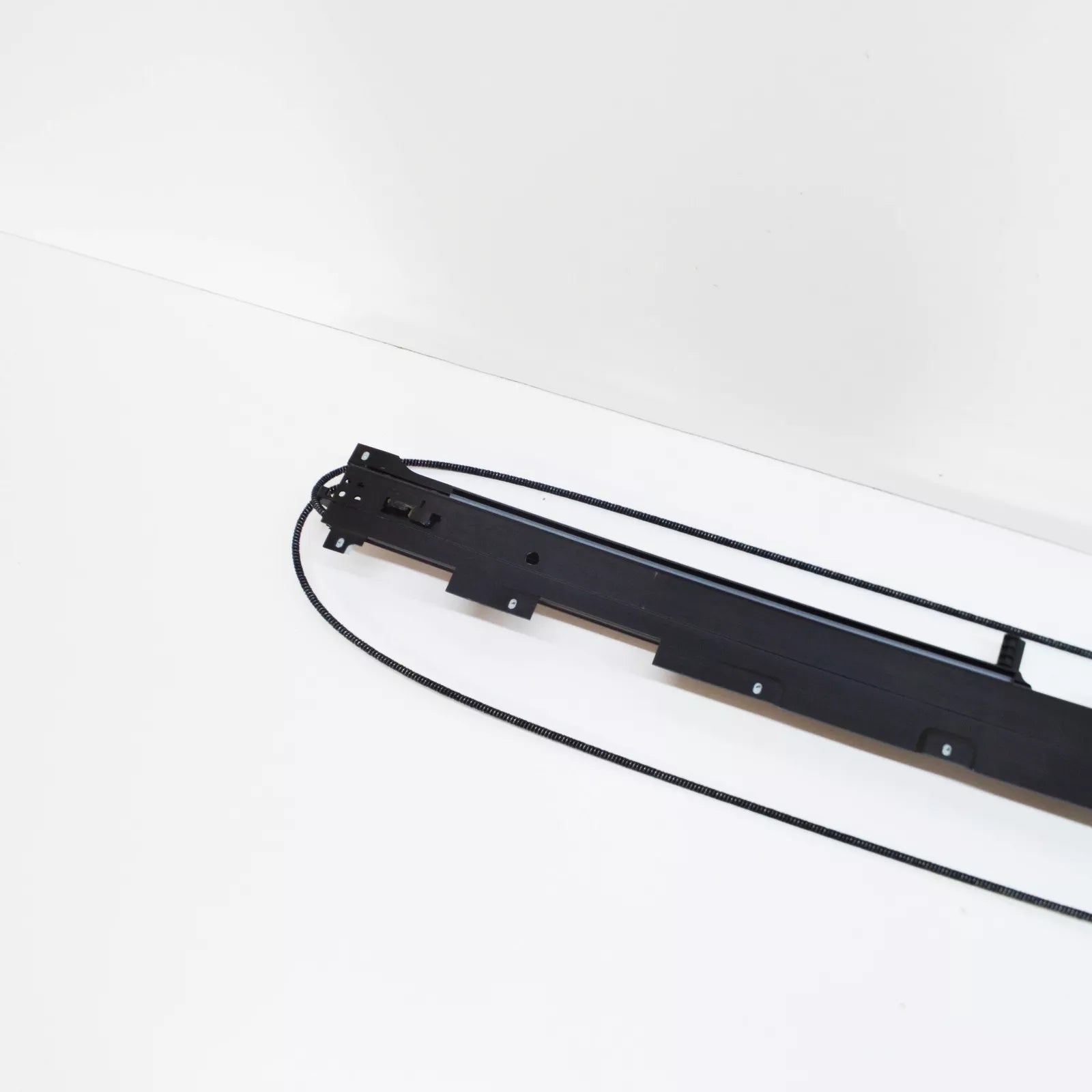 NEW MB C CL203 ROOF RIGHT SUSPENSION CONTROL GUIDE A2037800258 ORIGINAL