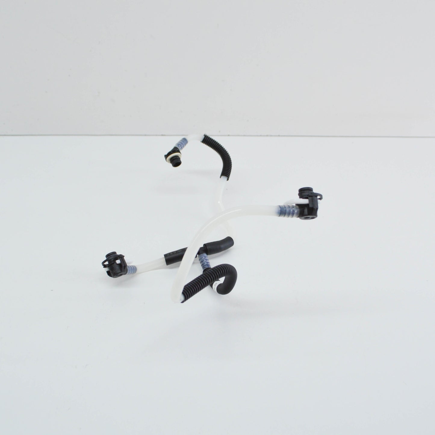 NEW MB SPRINTER W903 FEED PUMP FUEL PRESSURE SENSOR LINE A6120702632 ORIGINAL