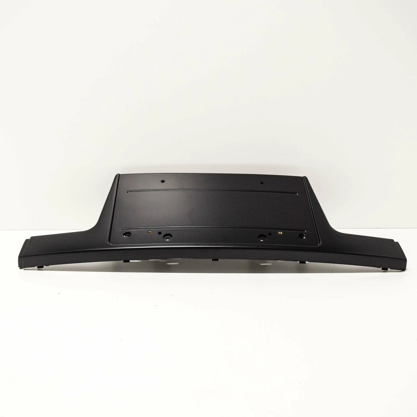 NEW BMW 7 E38 FRONT BUMPER LICENSE NUMBER PLATE HOLDER 51118150488 ORIGINAL