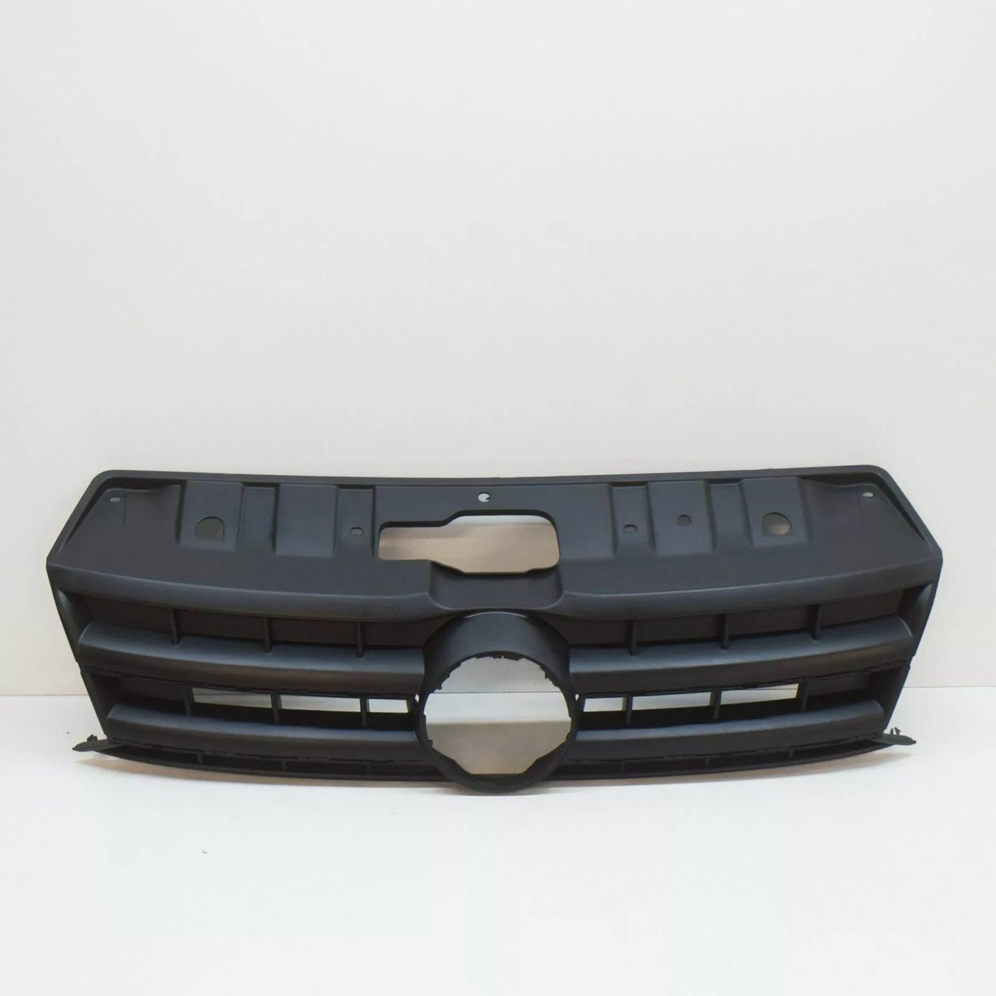 VOLKSWAGEN AMAROK FRONT CENTER RADIATOR GRILL BLACK 2HH8536539B9 NEW