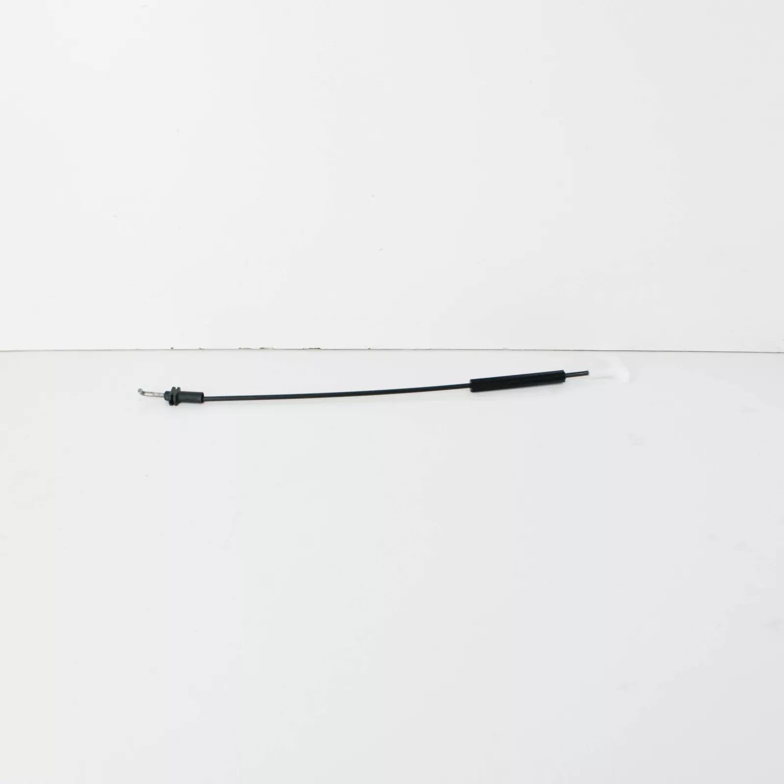 NEW AUDI TT 8J FUEL FILLER DOOR RELEASE CABLE 8J0809977C ORIGINAL