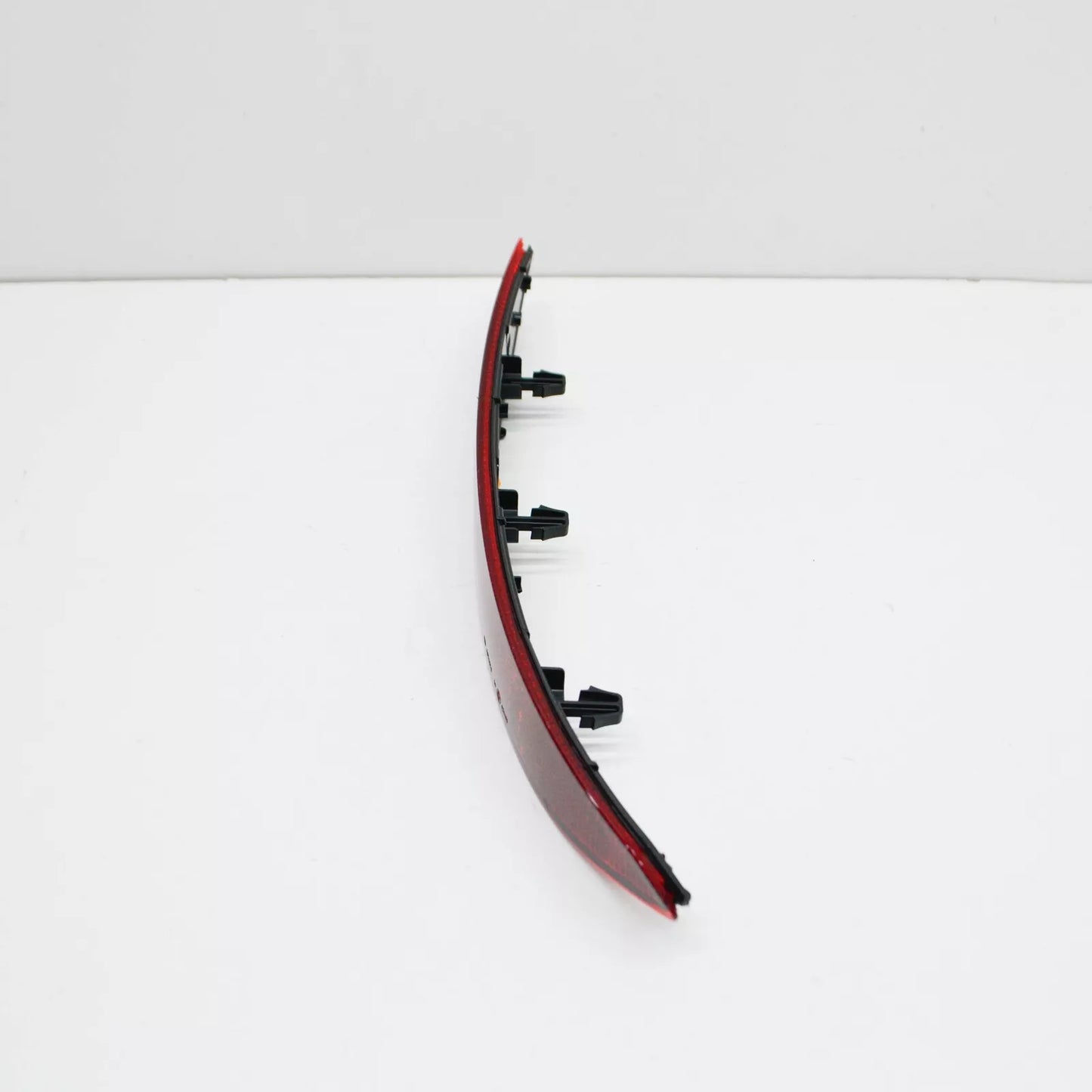 NEW VOLKSWAGEN JETTA MK7 REAR RIGHT BUMPER REFLECTOR 17A945106