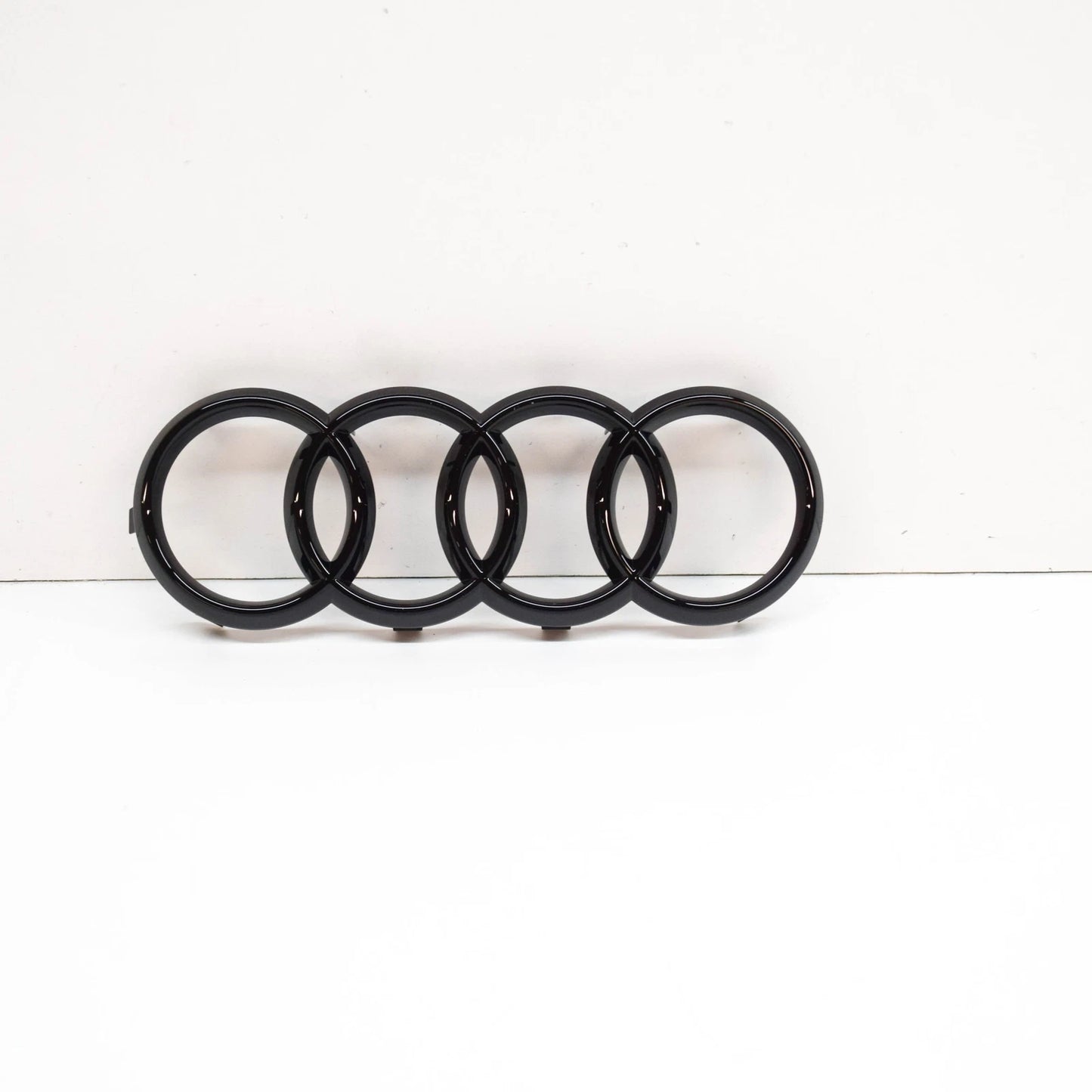 NEW AUDI A4 B9 FRONT RADIATOR GRILLE EMBLEM BADGE 8J0853605BT94