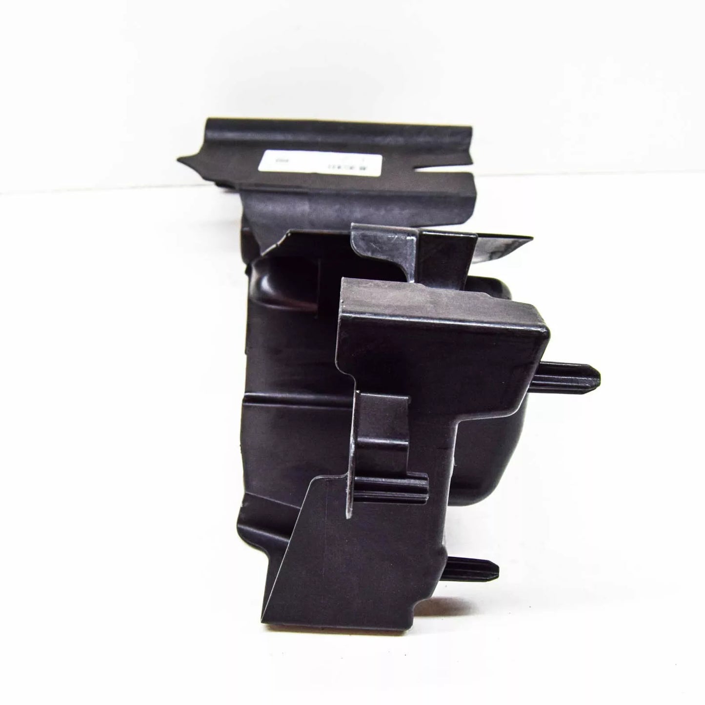 NEW MERCEDES-BENZ SPRINTER 906 RADIATOR RIGHT COVER BRACKET A9068890131