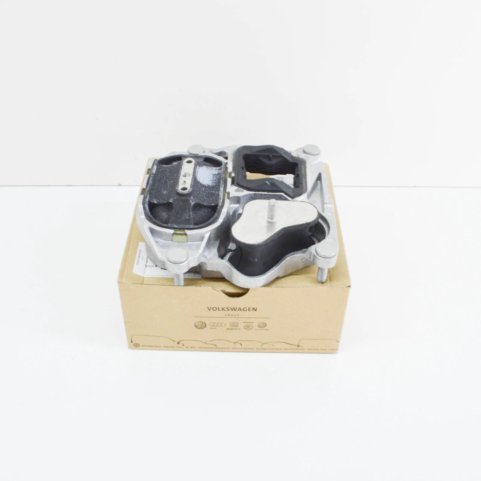 NEW AUDI A6 C7 TRANSMISSION MOUNT 4M0399153AA ORIGINAL