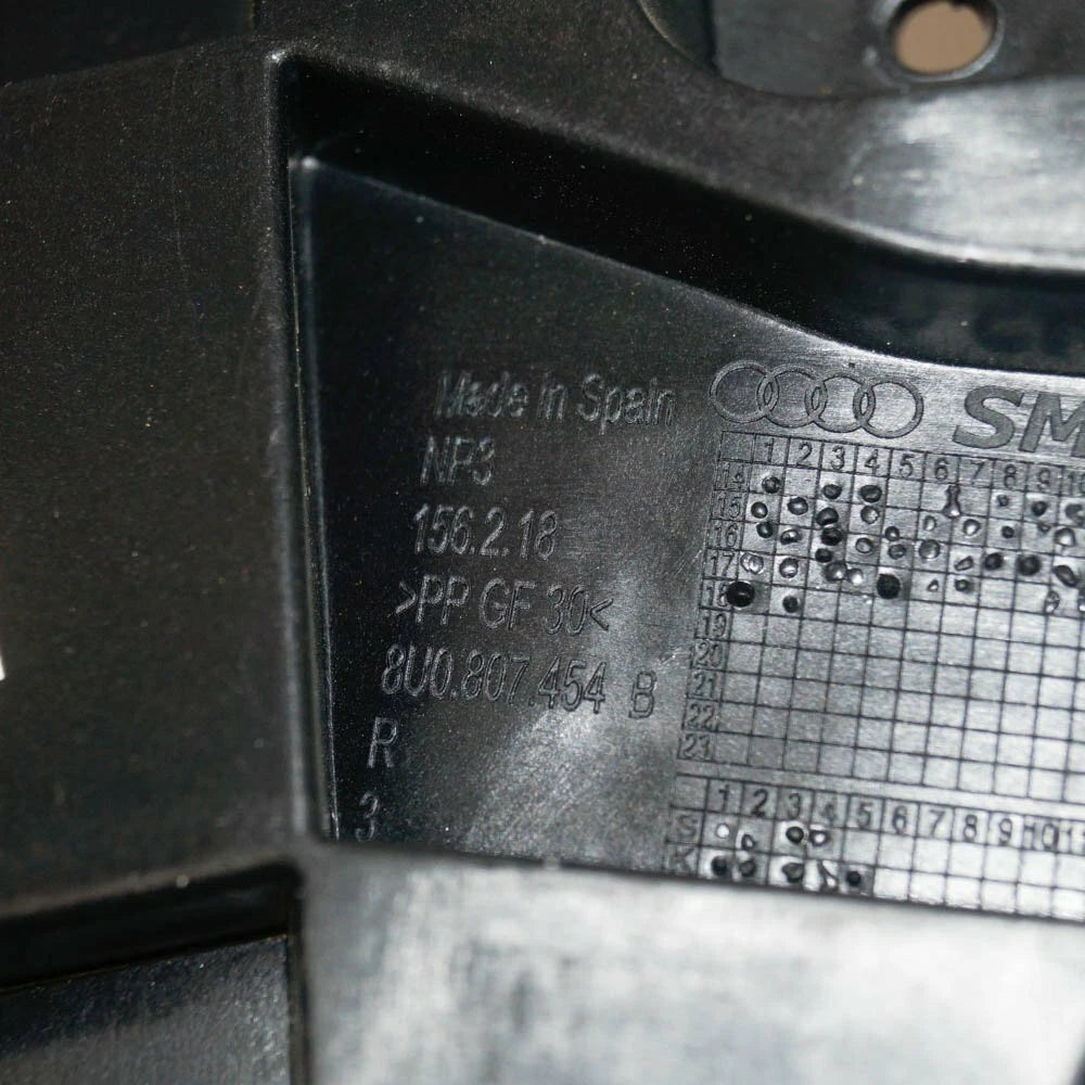 NEW AUDI Q3 8U REAR RIGHT BUMPER BRACKET 8U0807454B ORIGINAL