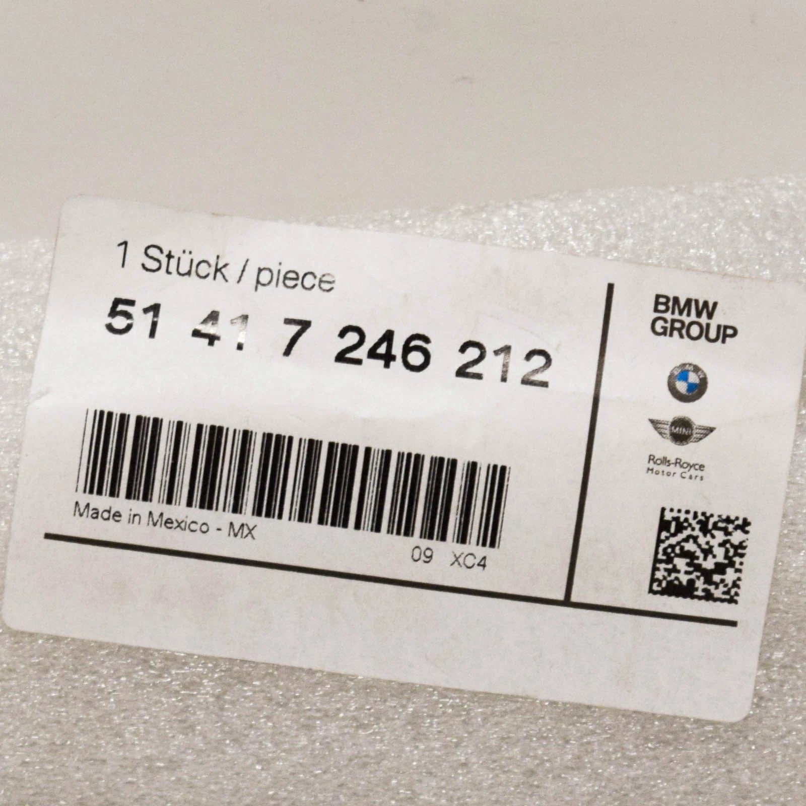 NEW BMW X4 F26 FRONT RIGHT DOOR PANEL HANDLE COVER 51417246212 ORIGINAL