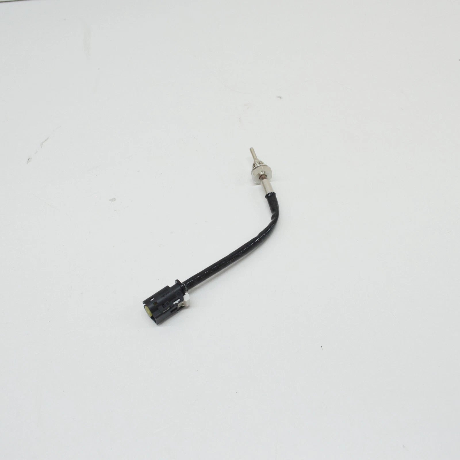 NEW BMW X5 E70 EXHAUST GAS TEMPERATURE SENSOR 13628506995 8506995 ORIGINAL