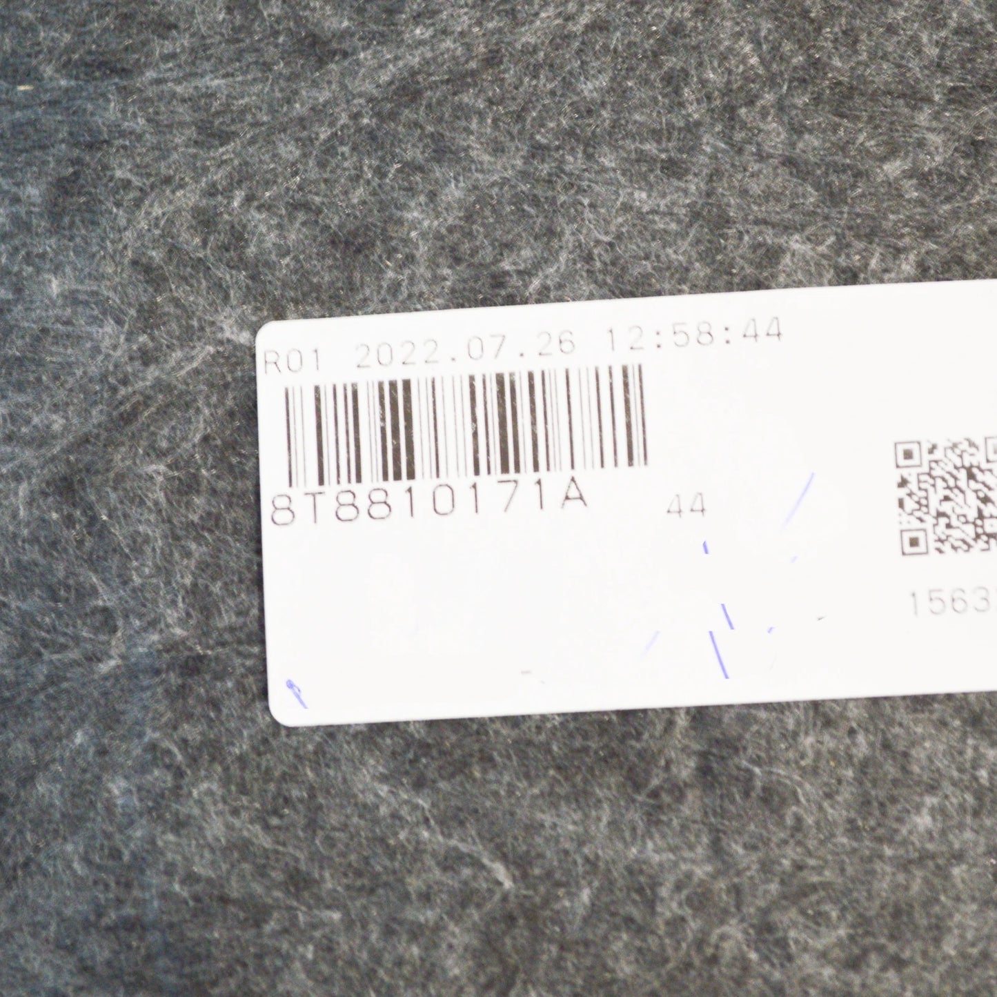 NEW AUDI A5 8T REAR LEFT SIDE WHEEL HOUSING LINER 8T8810171A