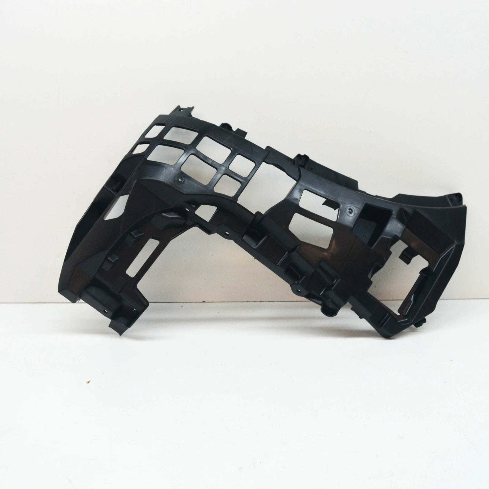 NEW VOLKSWAGEN TOUAREG CR FRONT RIGHT BUMPER SUPPORT BRACKET 760807884A ORIGINAL