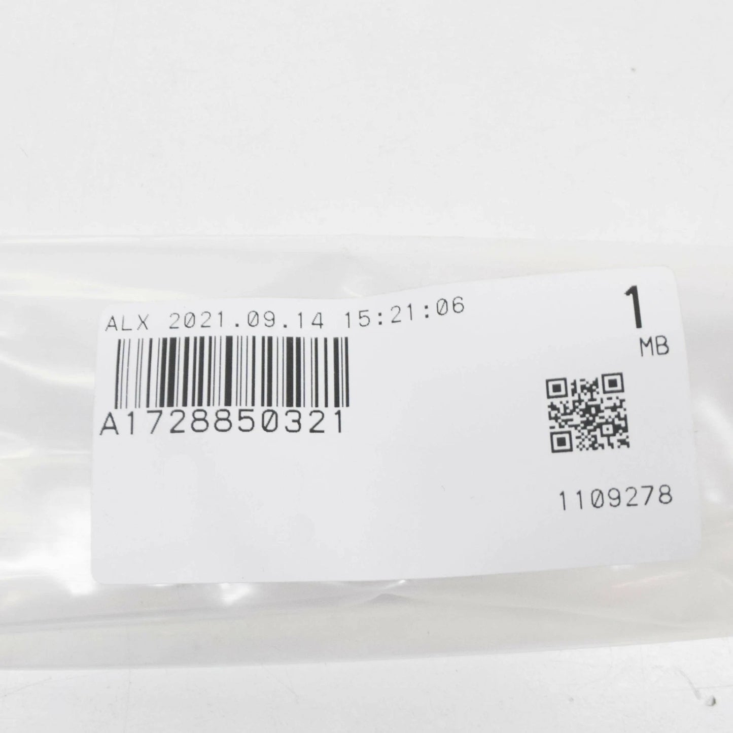 NEW MERCEDES-BENZ SLK R172 FRONT BUMPER CENTER MOLDING A1728850321