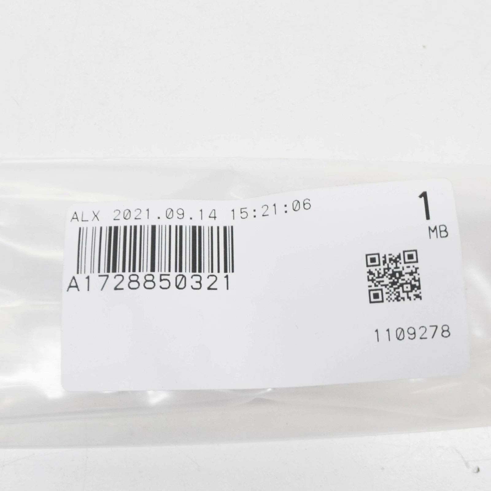 NEW MERCEDES-BENZ SLK R172 FRONT BUMPER CENTER MOLDING A1728850321