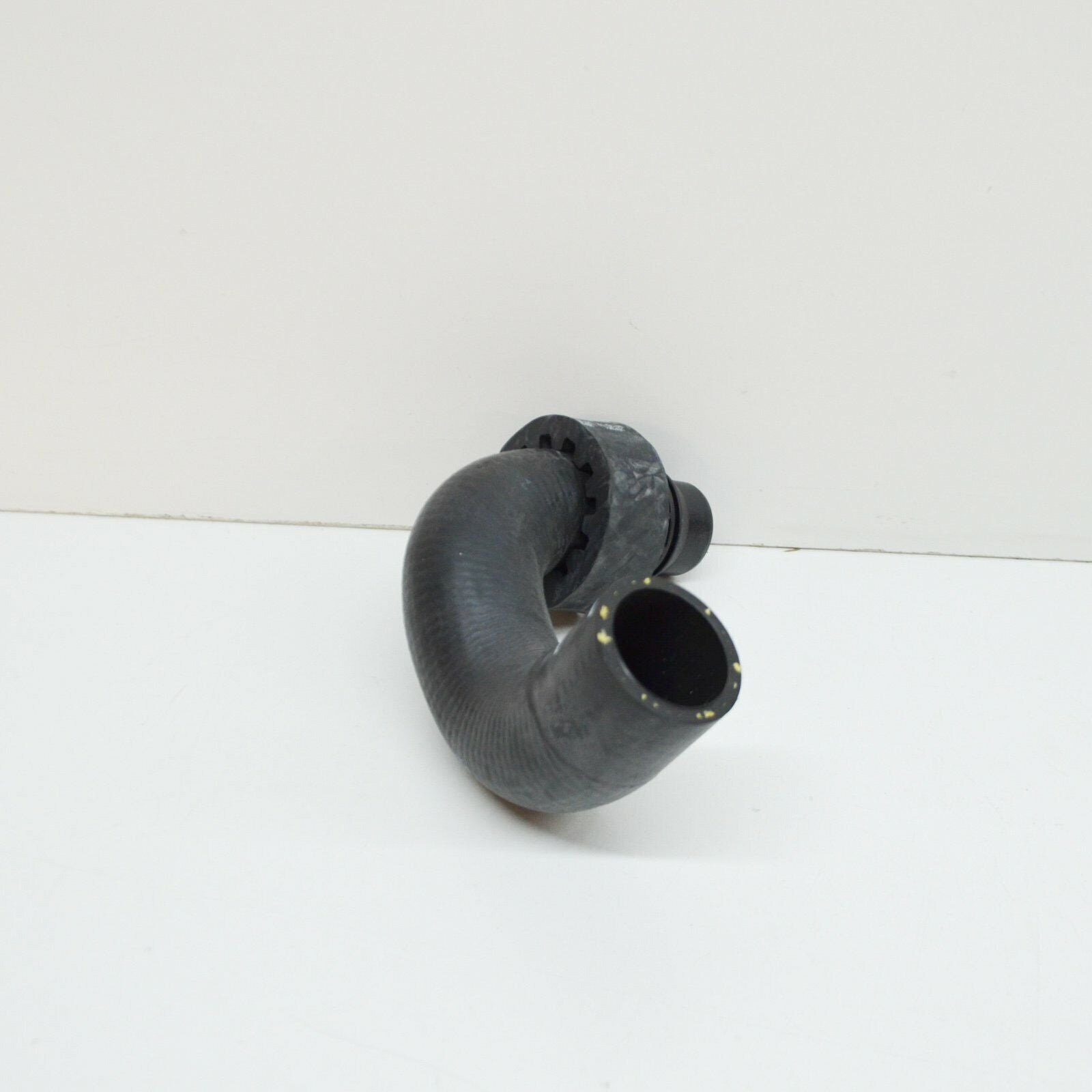 NEW VOLKSWAGEN TRANSPORTER T6 COOLANT HOSE 7E0122051E ORIGINAL