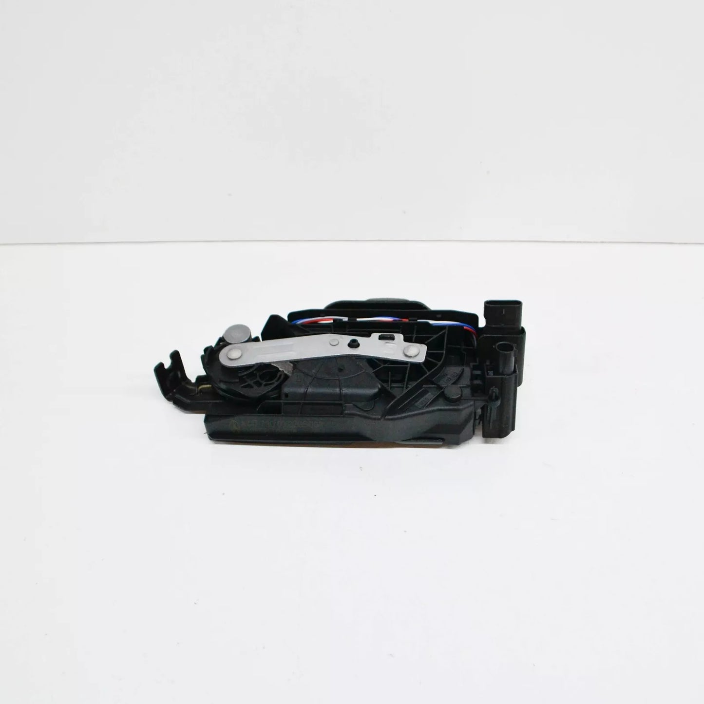 NEW MERCEDES-BENZ VITO W447 REAR LEFT SLIDING DOOR LOCK A4477300902 ORIGINAL