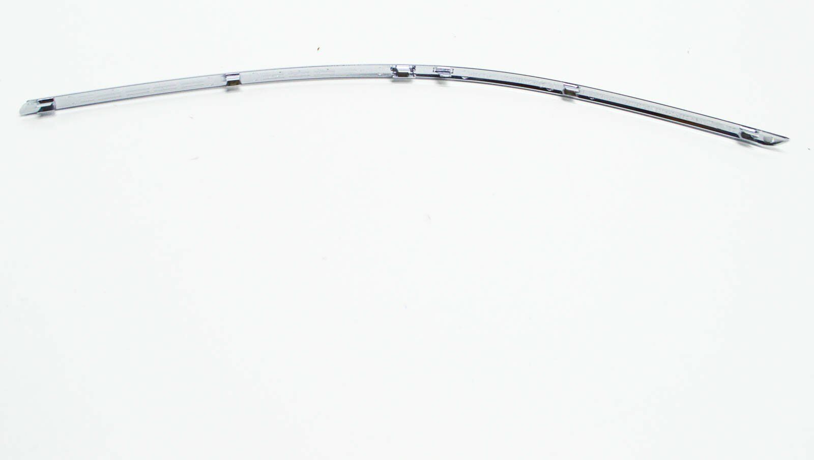 NEW MERCEDES-BENZ B W246 FRONT BUMPER LEFT CHROME MOLDING A2468850421 ORIGINAL