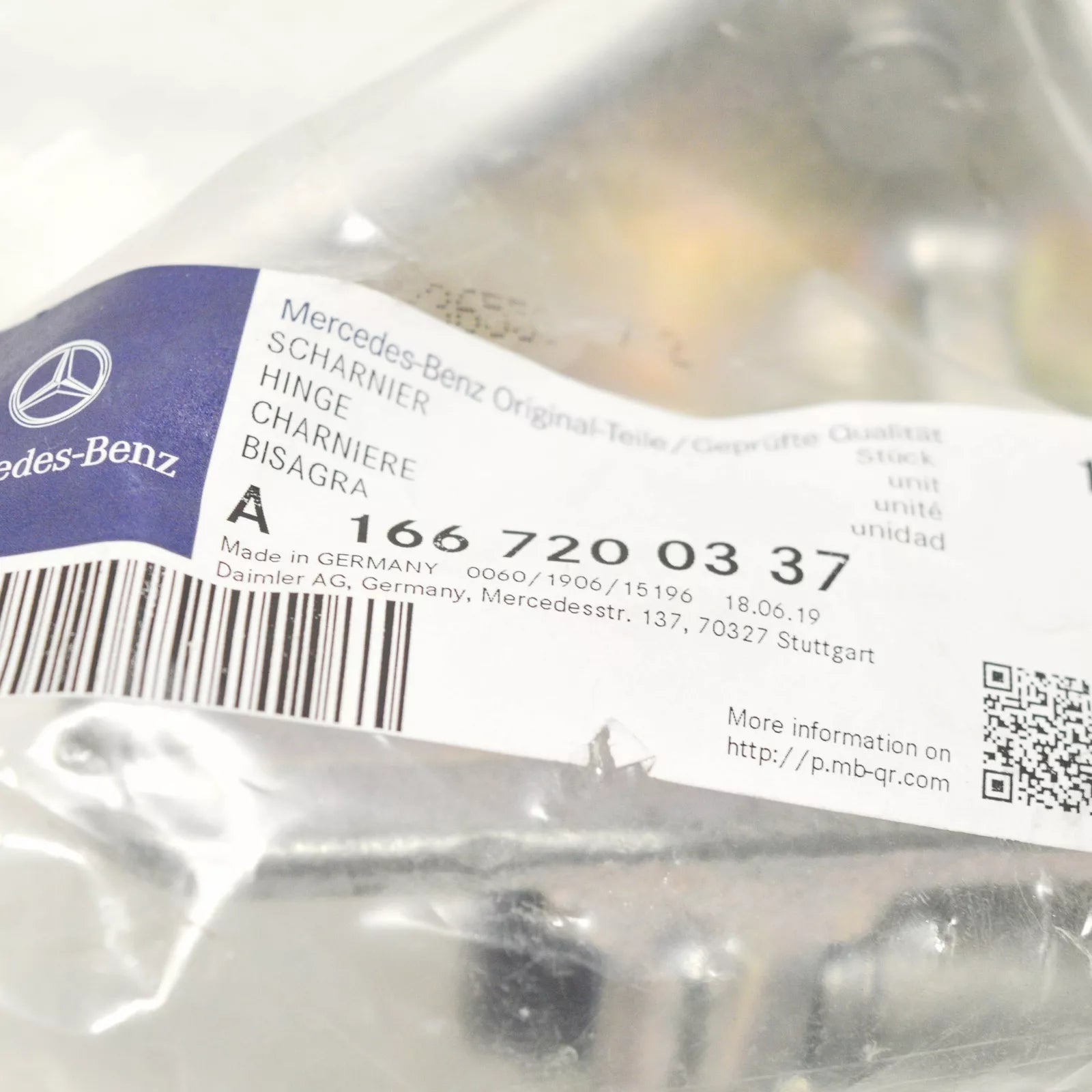 NEW MERCEDES BENZ GLE W166 FRONT LEFT DOOR LOWER HINGE A1667200337