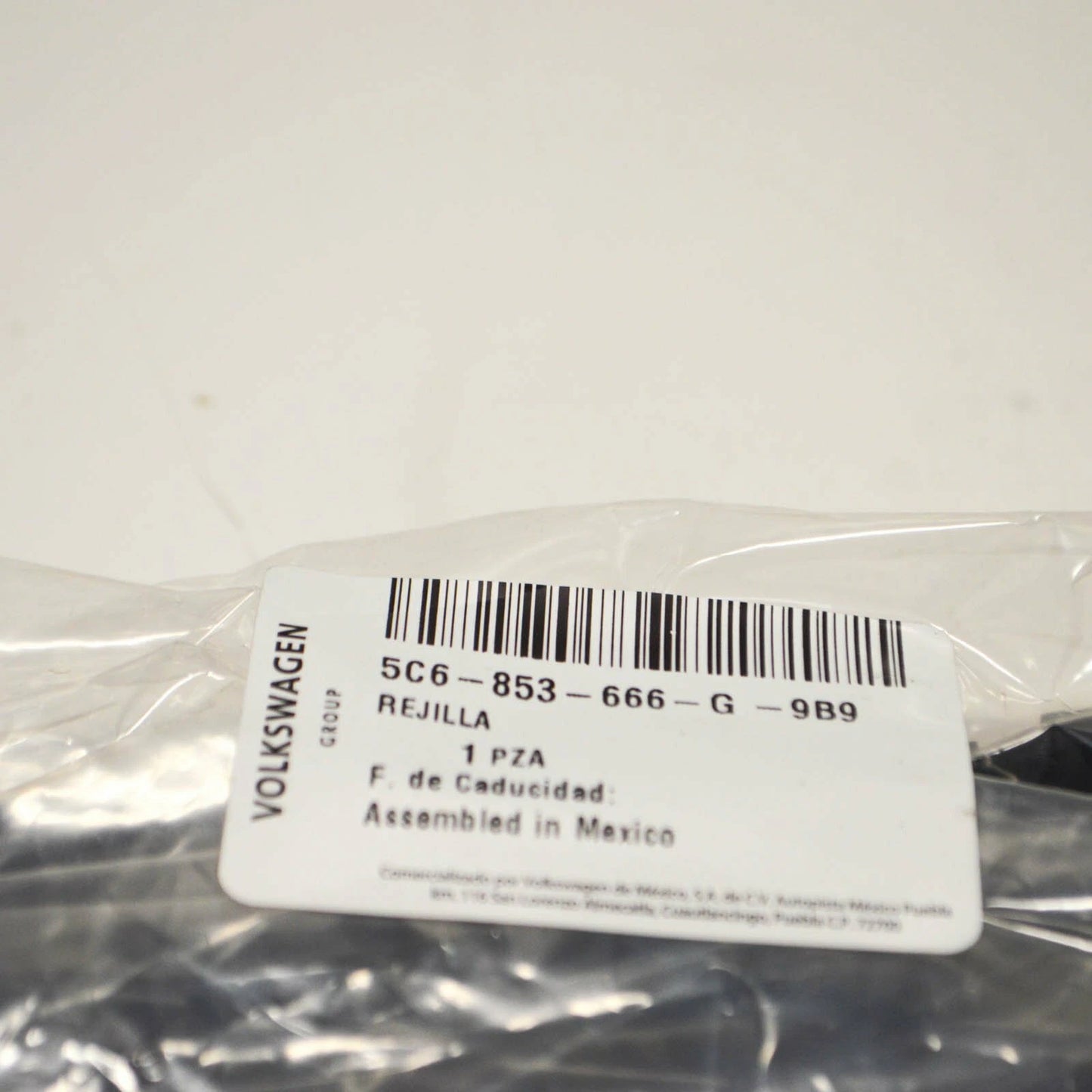 NEW VOLKSWAGEN JETTA MK6 FRONT RIGHT FOG LIGHT GRILL 5C6853666G9B9